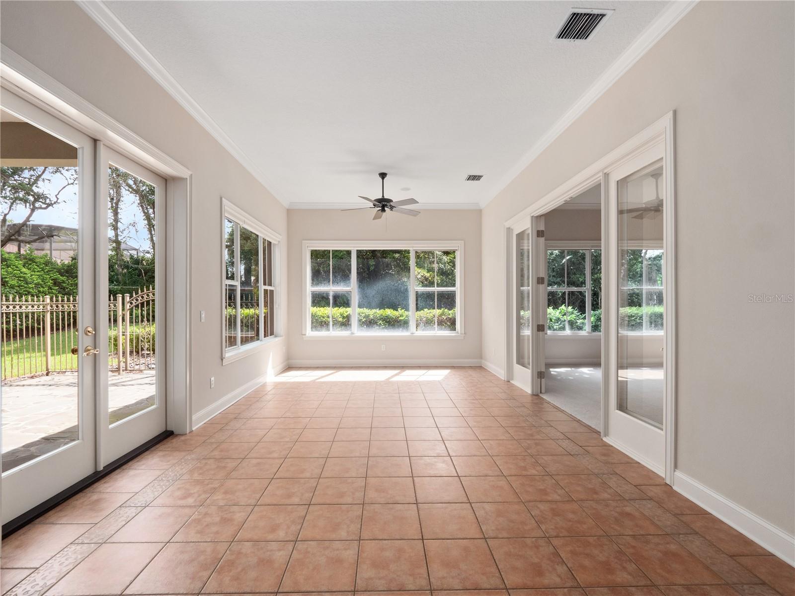 Image 33 of 67 For 3277 Lakeview Oaks Drive
