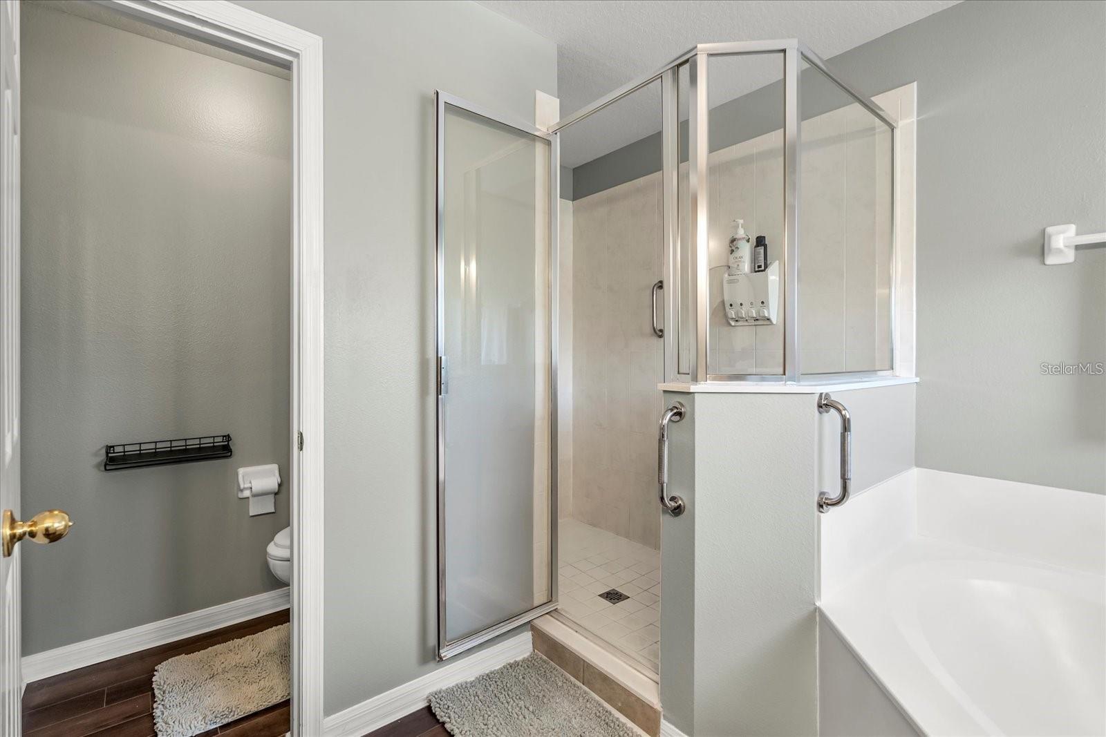 Image 11 of 46 For 13909 Eylewood Drive