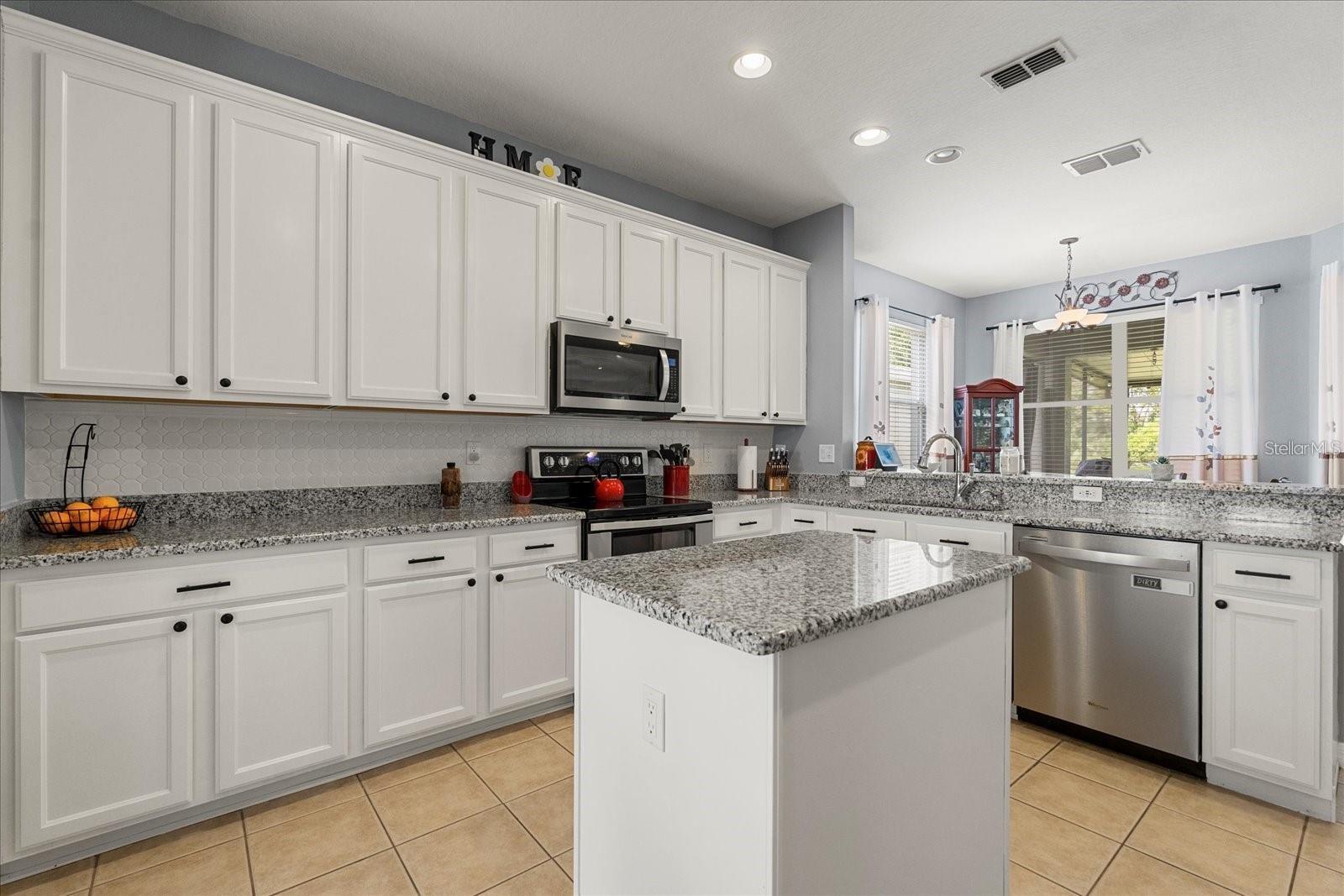 Image 29 of 46 For 13909 Eylewood Drive