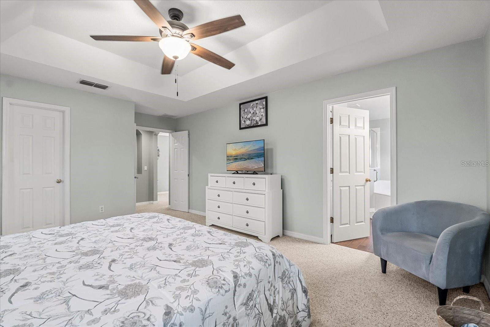 Image 8 of 46 For 13909 Eylewood Drive