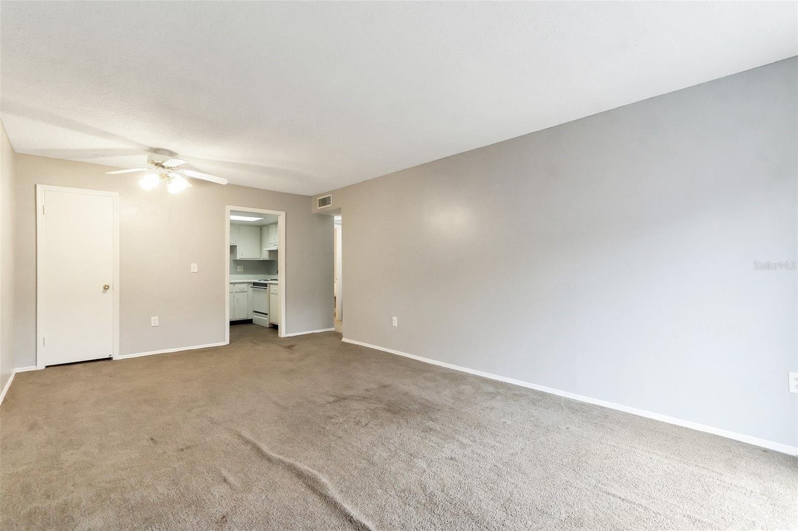 Image 13 of 22 For 2520 Caper Lane 206