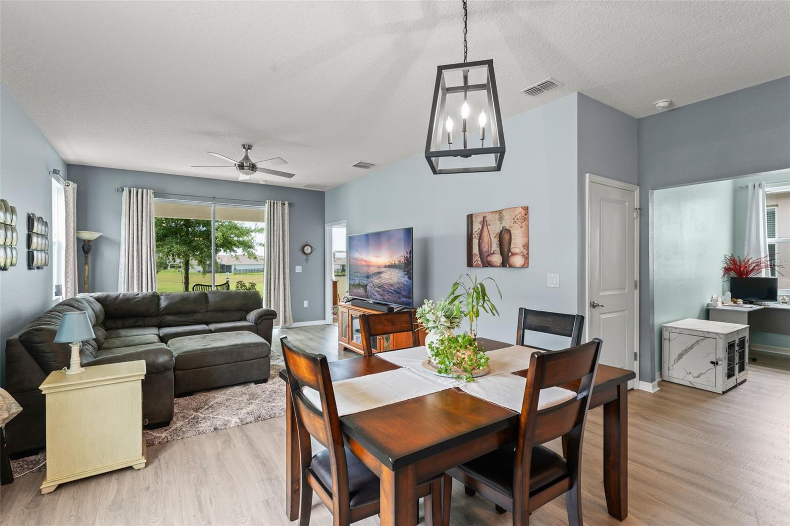 Image 14 of 37 For 5395 Sunshine Drive