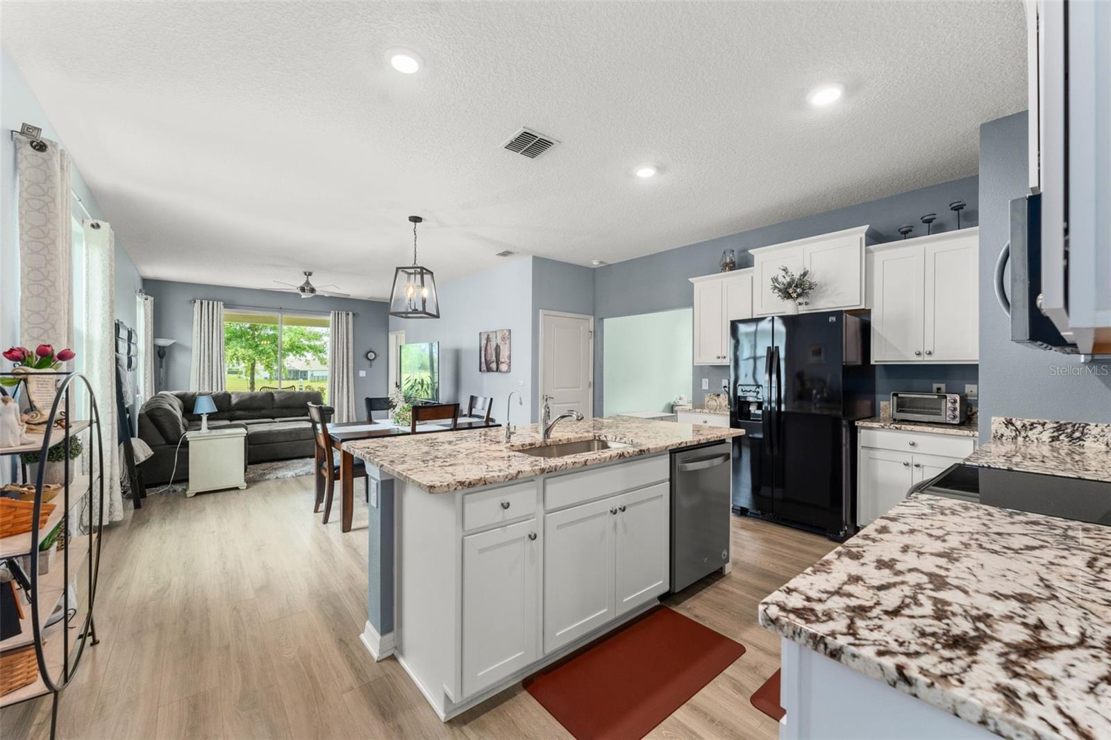 Image 8 of 37 For 5395 Sunshine Drive