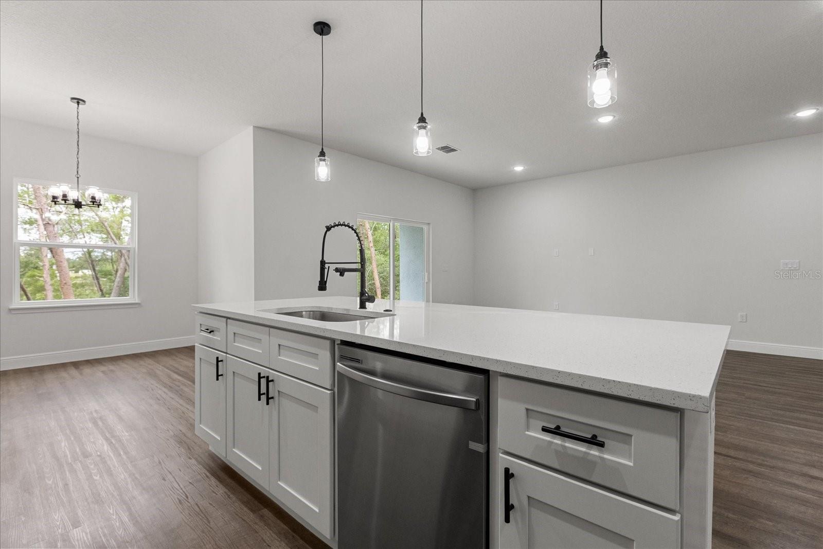 Image 12 of 46 For 17397 Sw 41st Cir