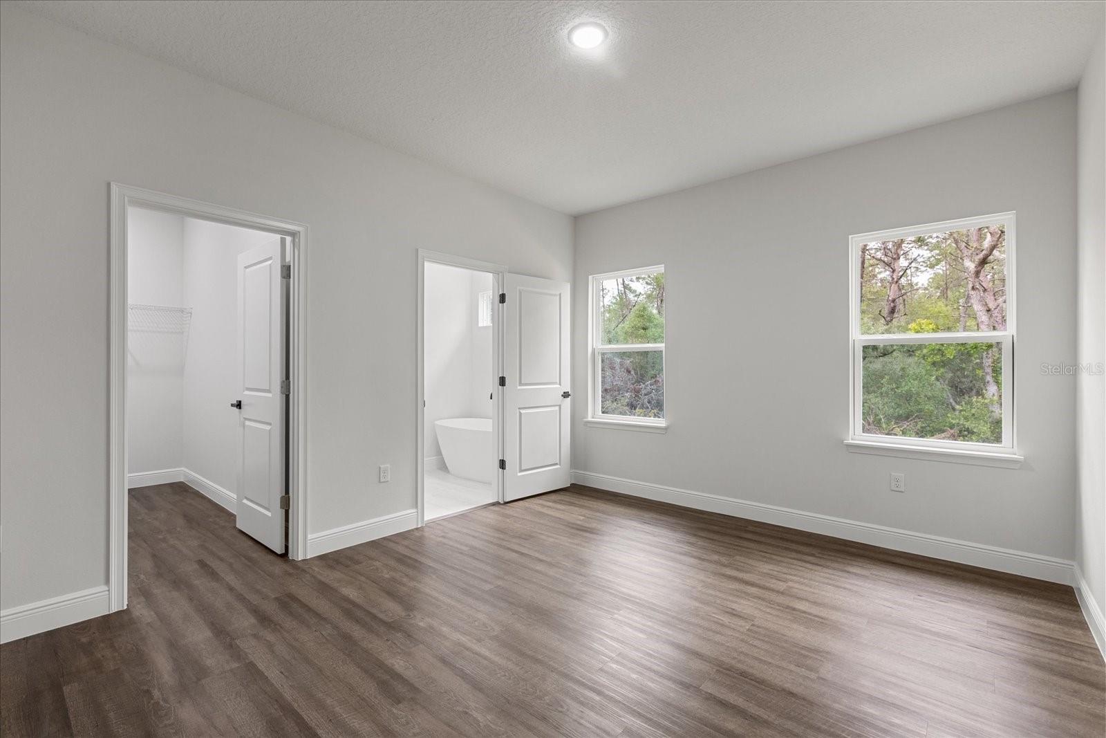 Image 22 of 46 For 17397 Sw 41st Cir