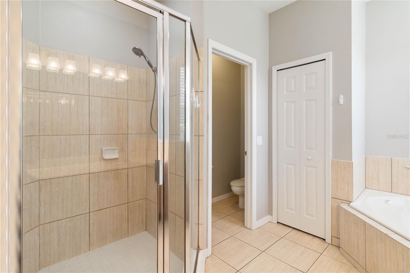 Image 19 of 42 For 11322 Rapallo Lane