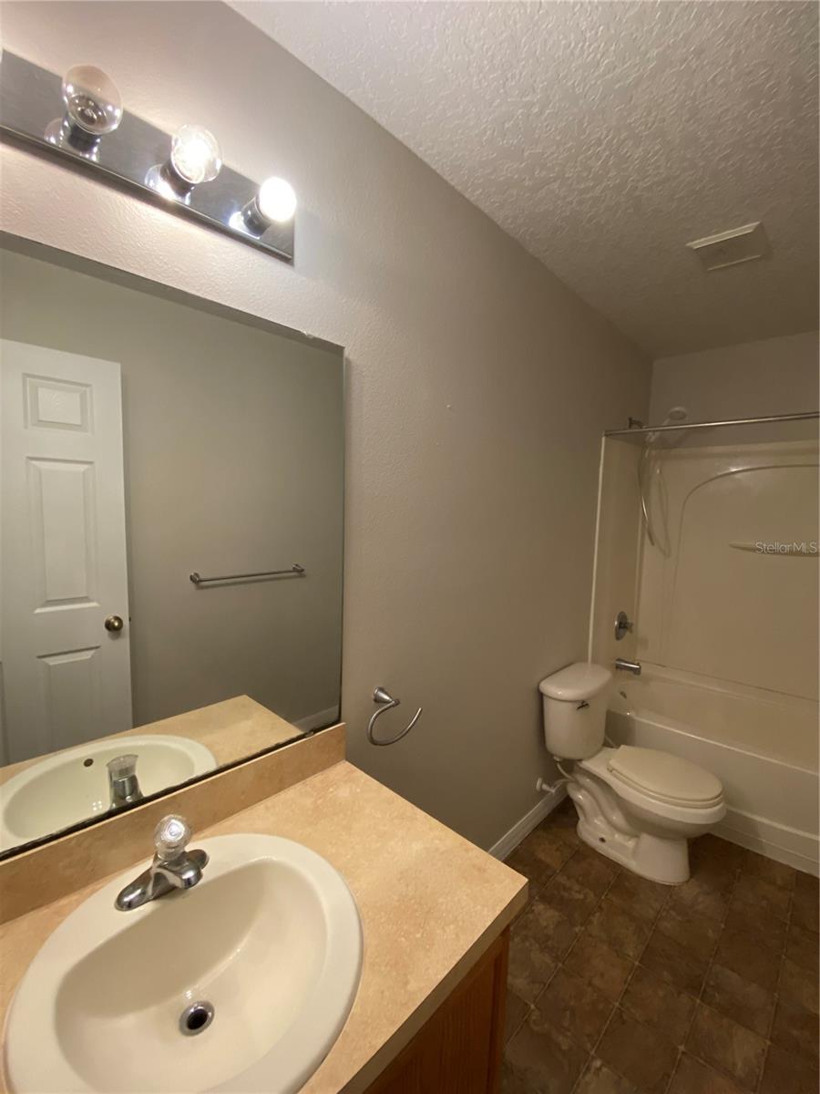 Image 46 of 57 For 3826 Klondike Place