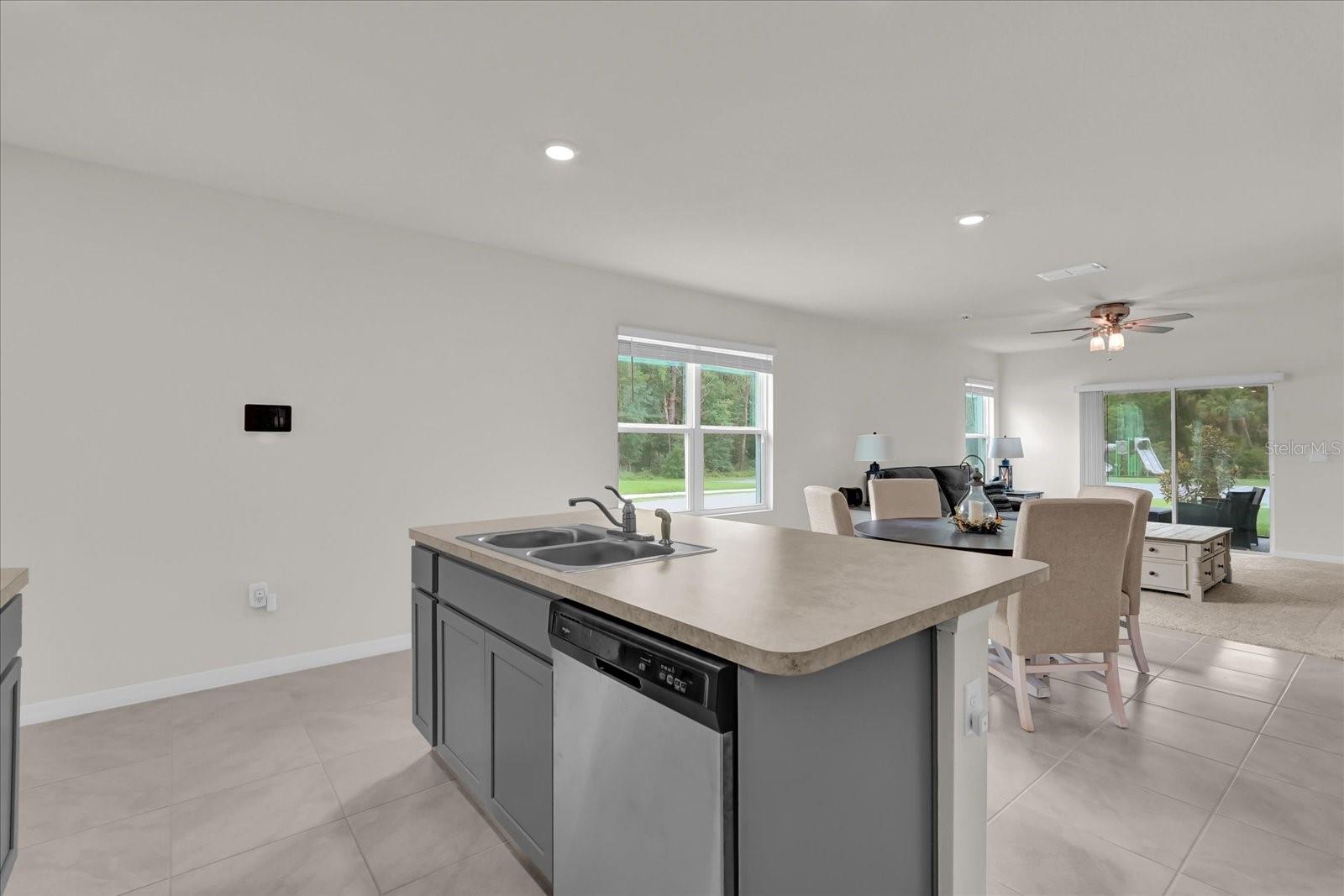Image 10 of 30 For 336 Pelham Park Drive
