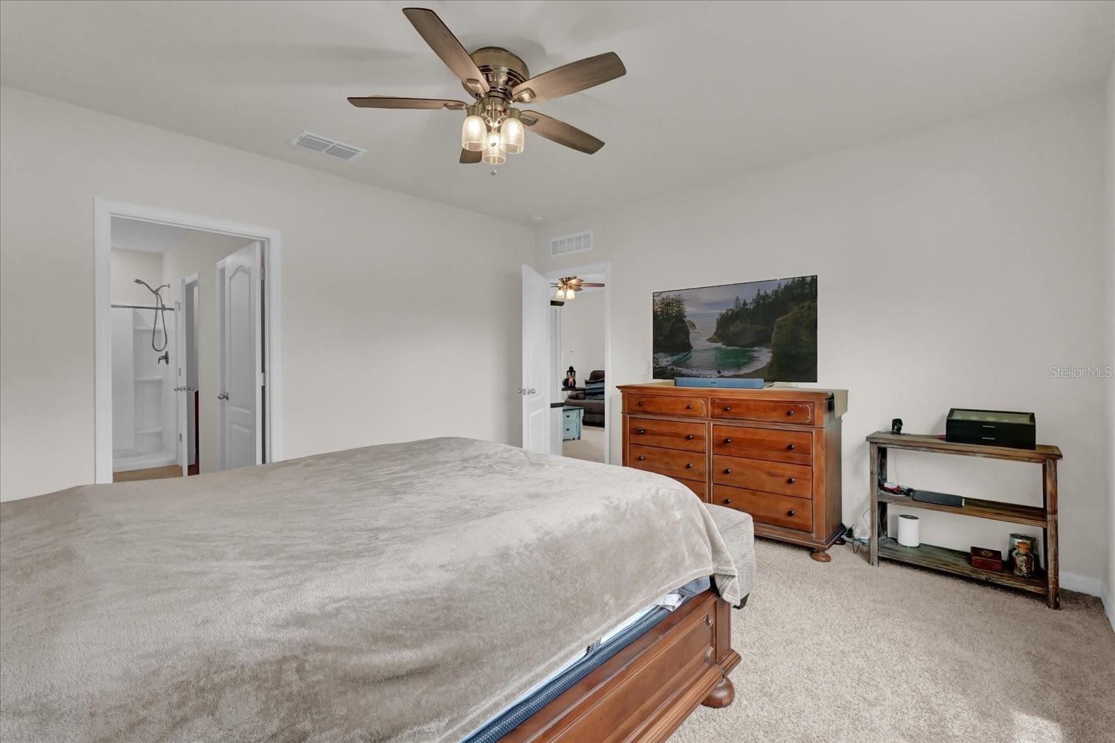 Image 18 of 30 For 336 Pelham Park Drive