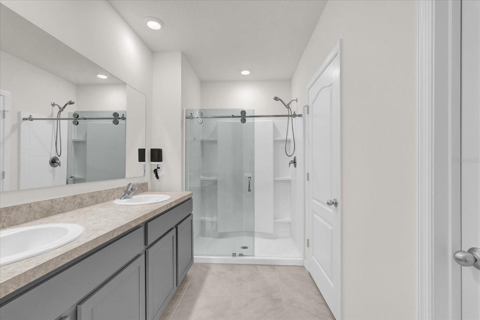 Image 19 of 30 For 336 Pelham Park Drive