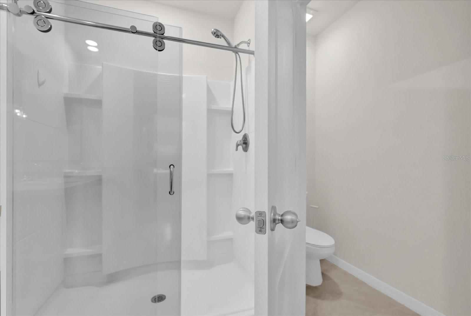 Image 21 of 30 For 336 Pelham Park Drive