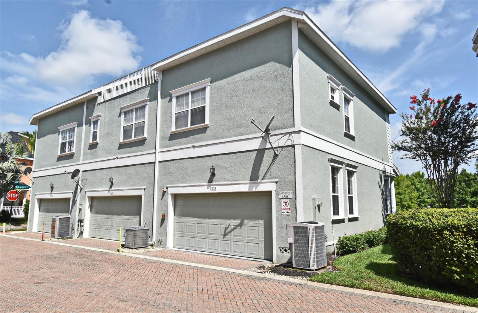 Image 4 of 43 For 335 Lansbrook Lane
