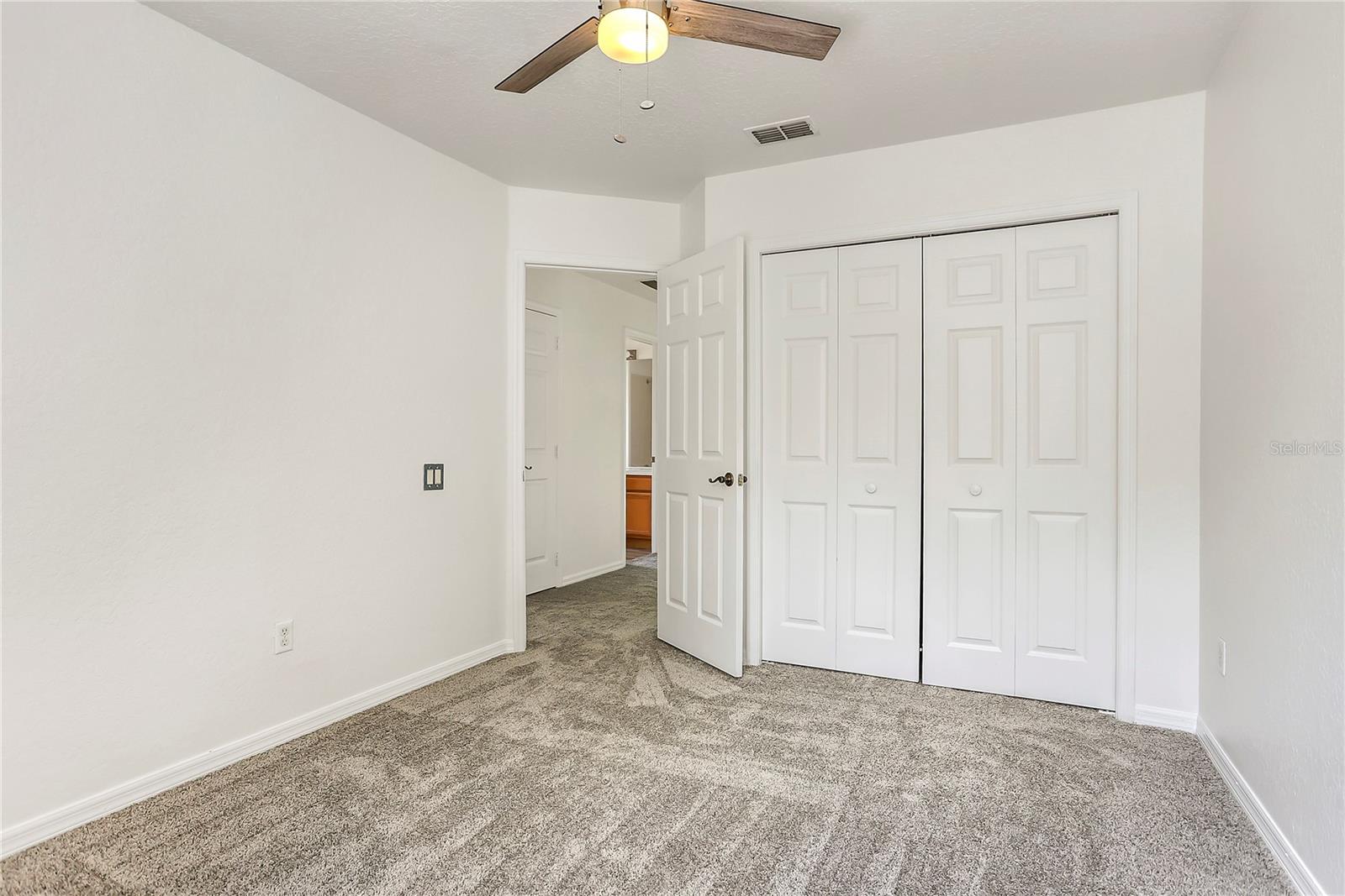 Image 19 of 29 For 1932 Westpointe Circle