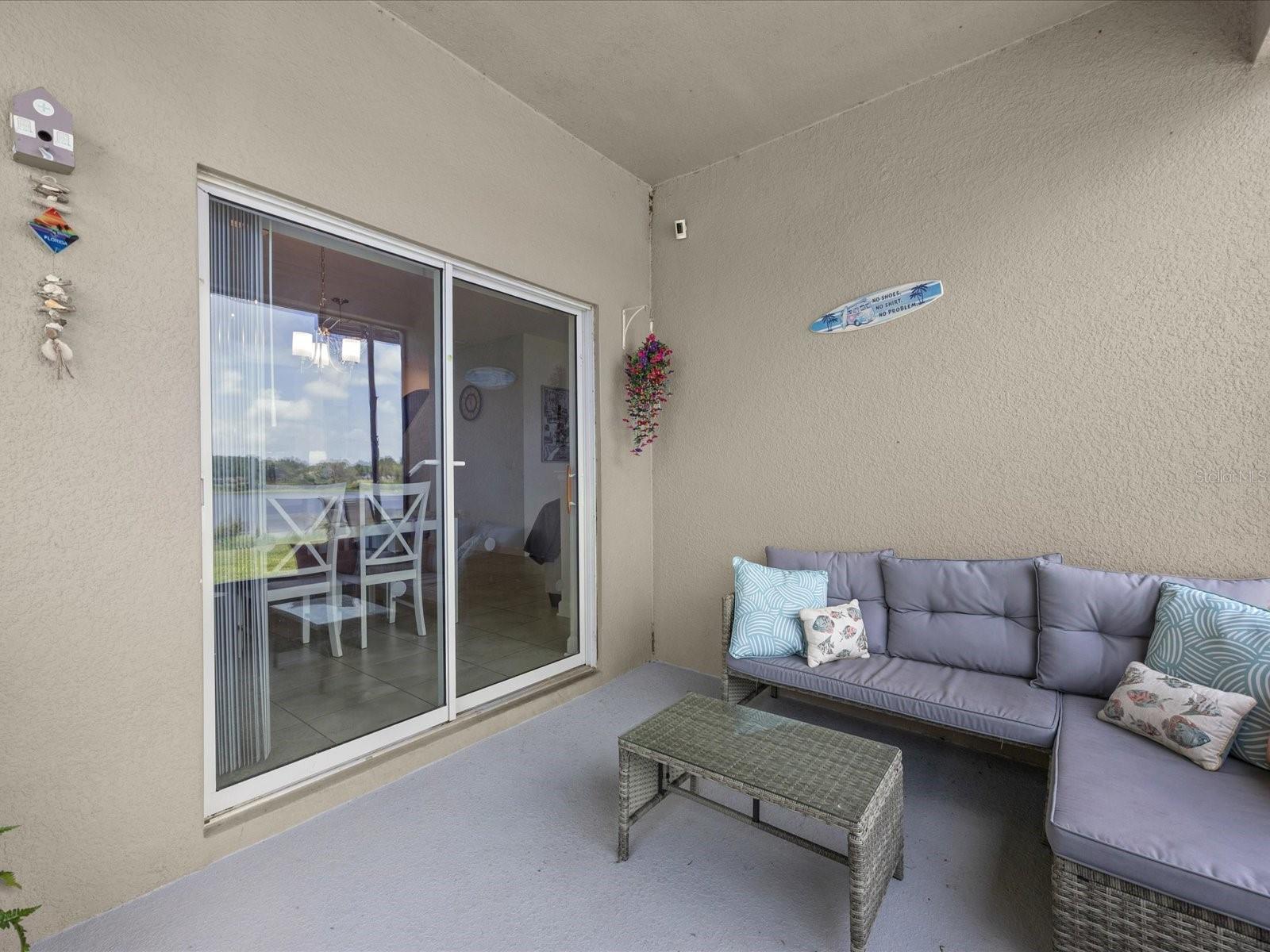 Image 17 of 49 For 2105 Lake Side Avenue