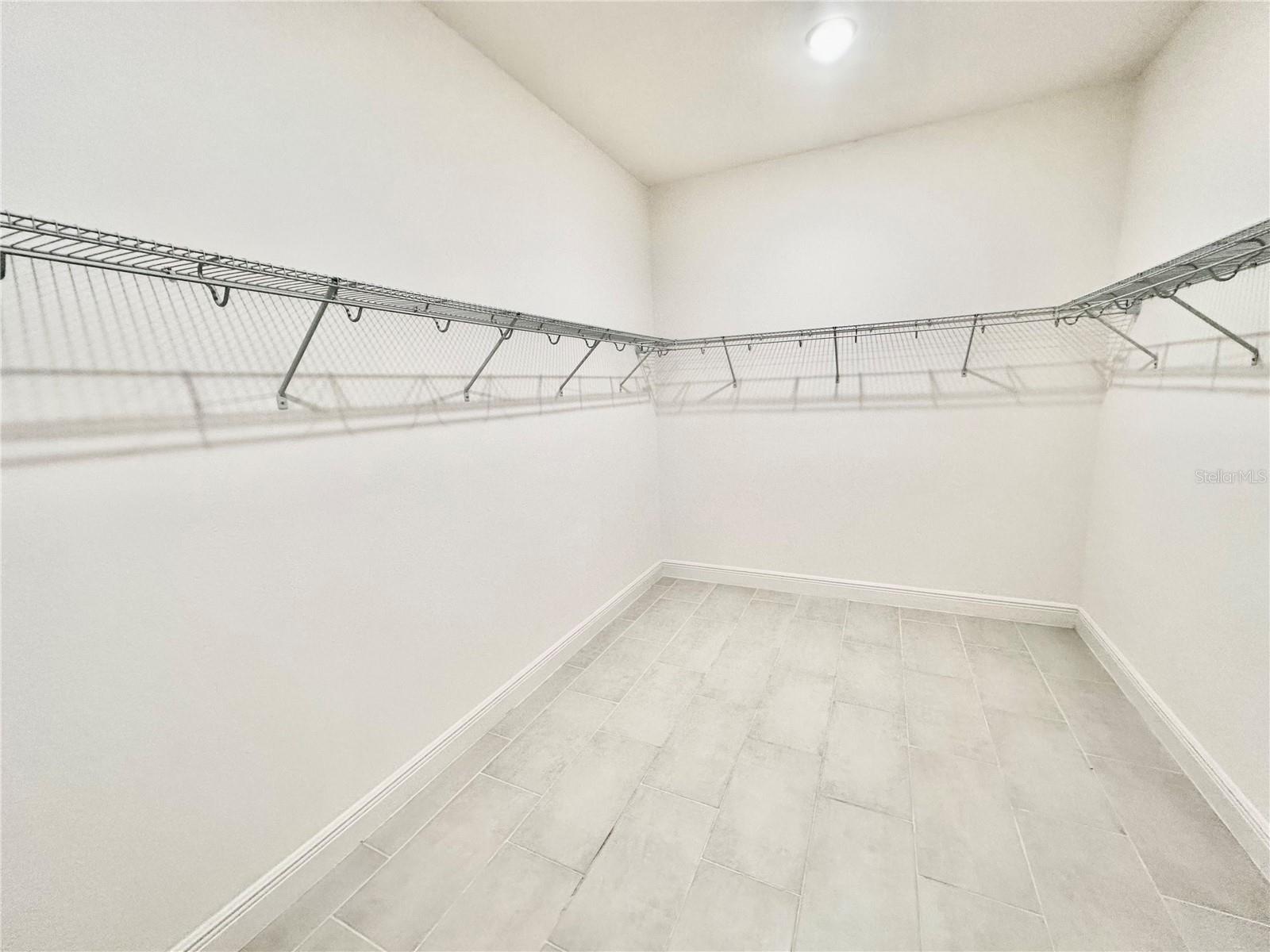 Image 21 of 25 For 6046 Sierra Crown Street