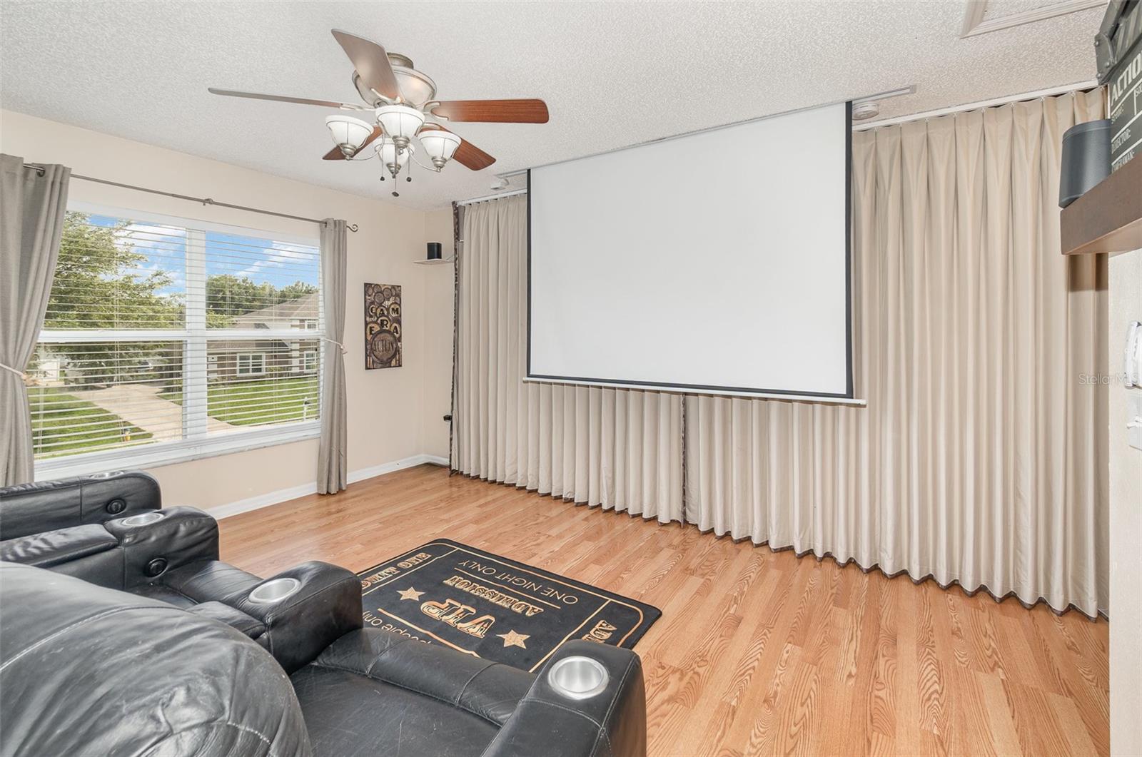 Image 15 of 31 For 16012 Lanesboro Court
