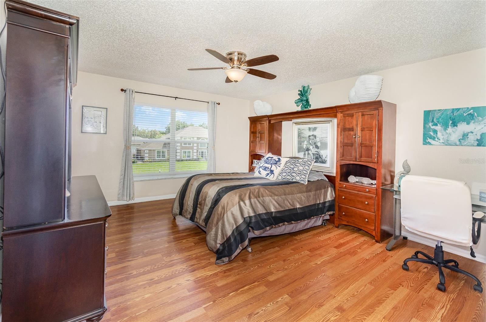 Image 17 of 31 For 16012 Lanesboro Court
