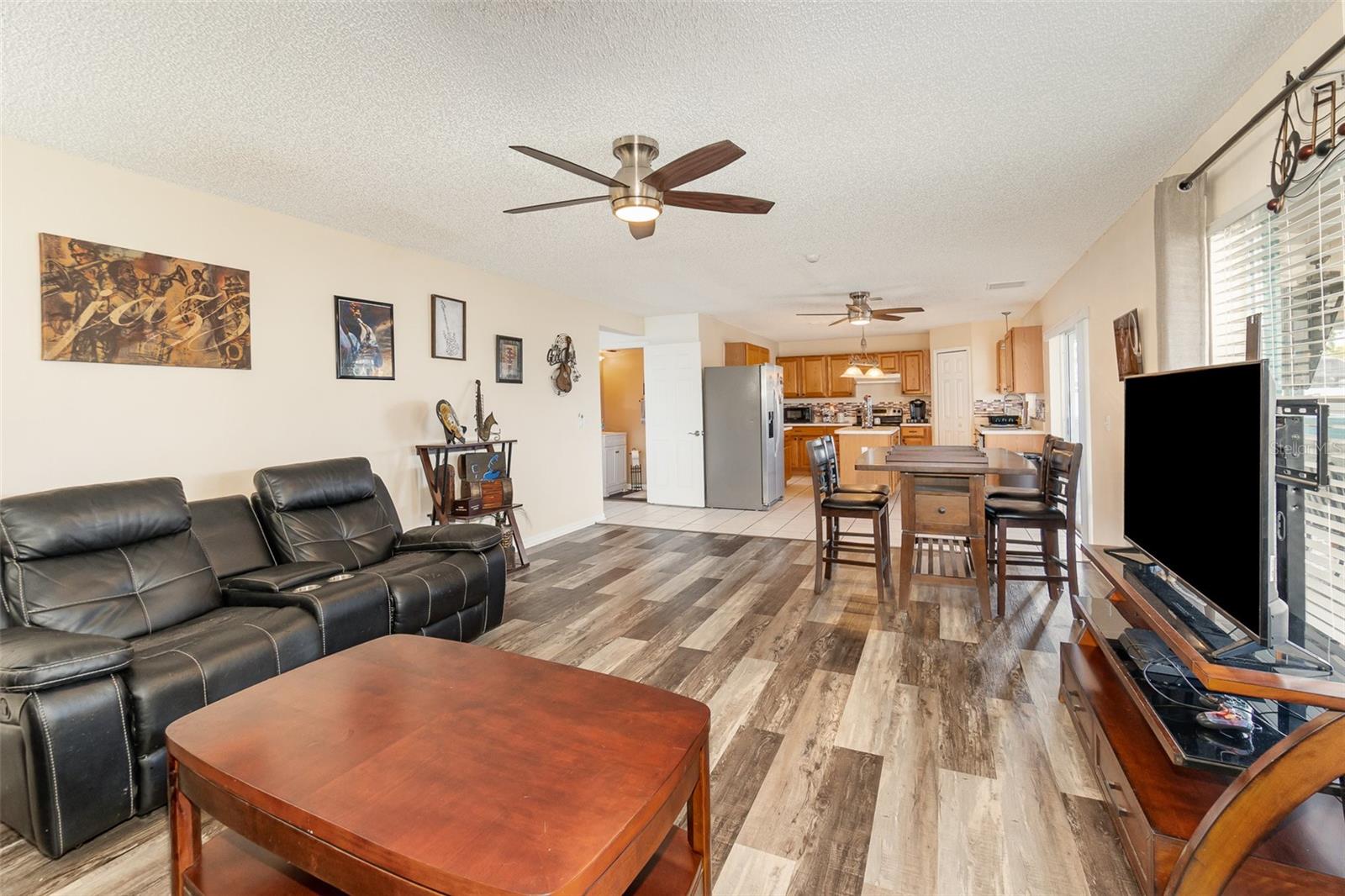 Image 6 of 31 For 16012 Lanesboro Court