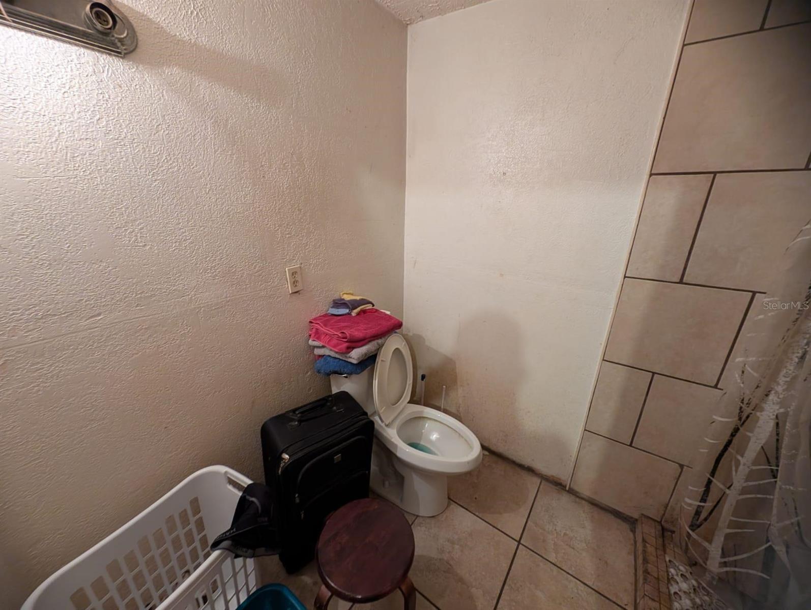 Image 10 of 15 For 3613 Deleuil Avenue