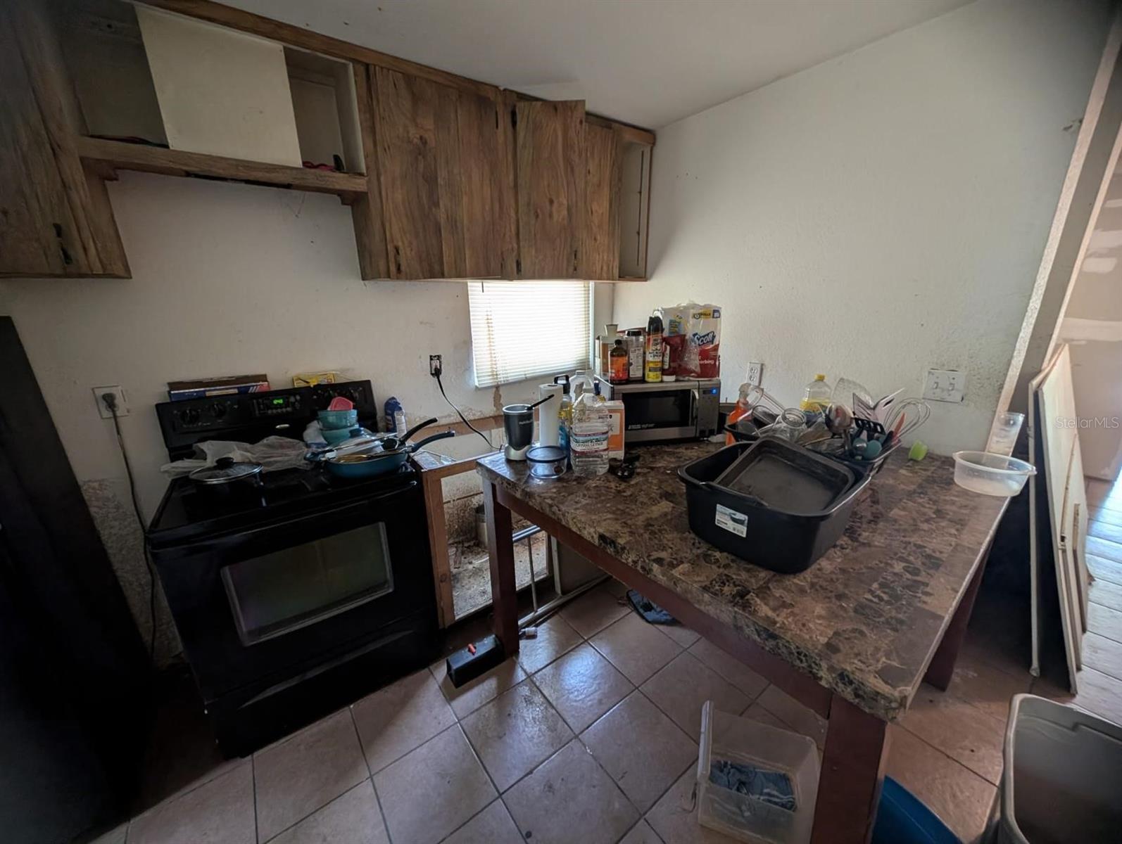 Image 12 of 15 For 3613 Deleuil Avenue