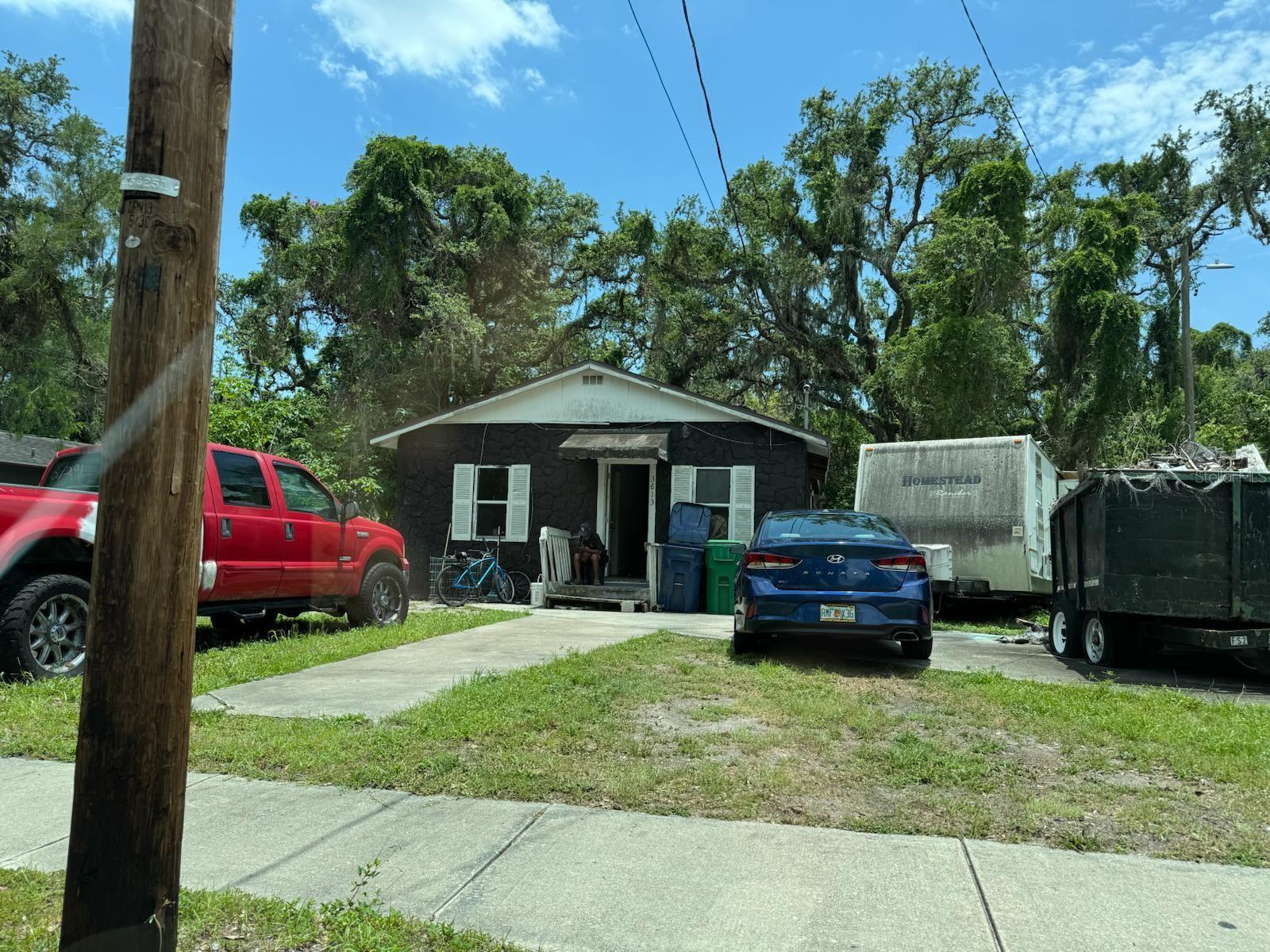 Image 2 of 15 For 3613 Deleuil Avenue