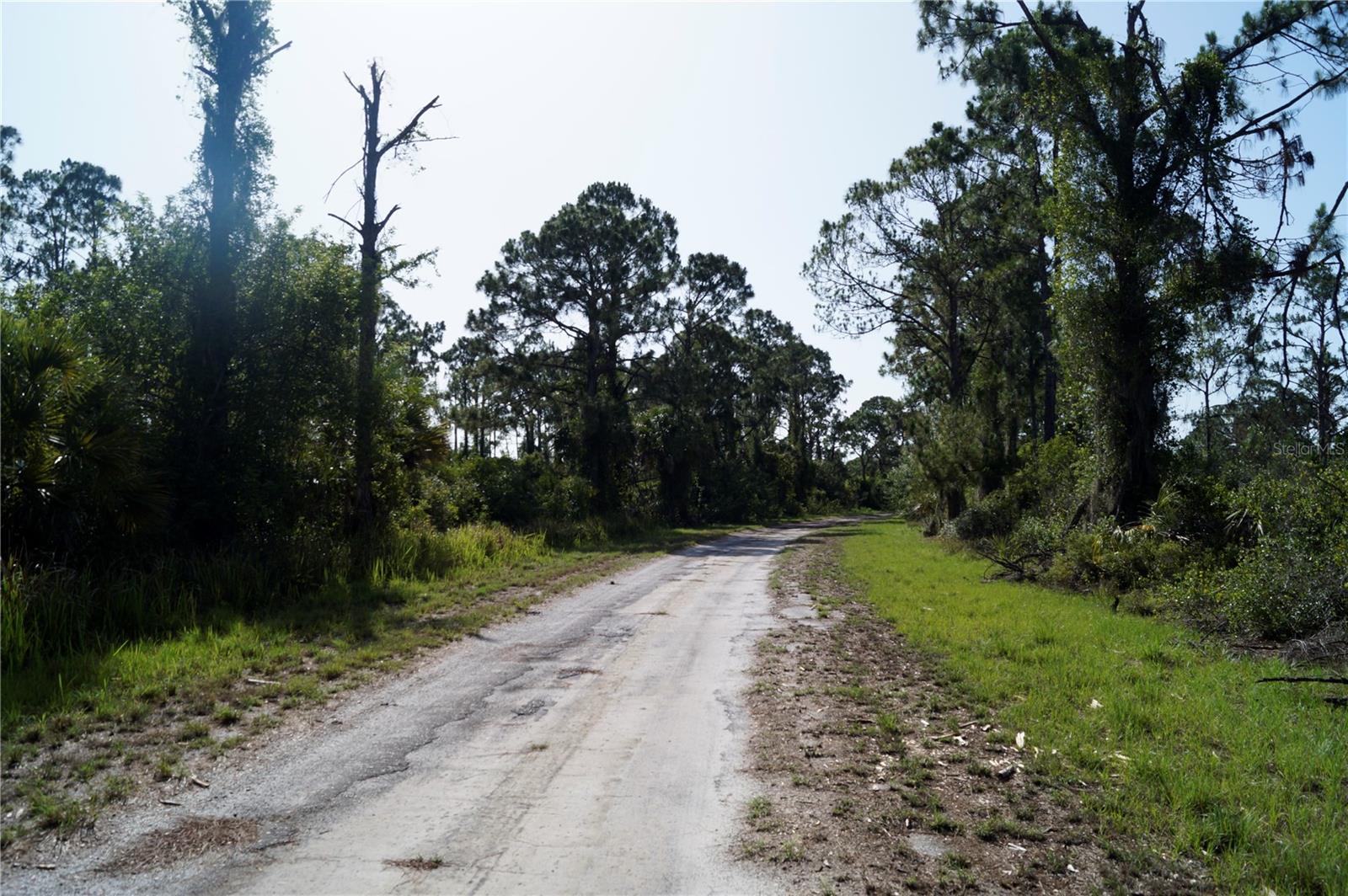 Image 8 of 24 For Lots 14 And 15 Constitution Drive