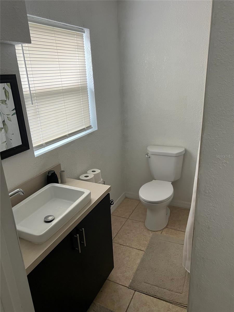Image 9 of 14 For 3410 Calumet Drive