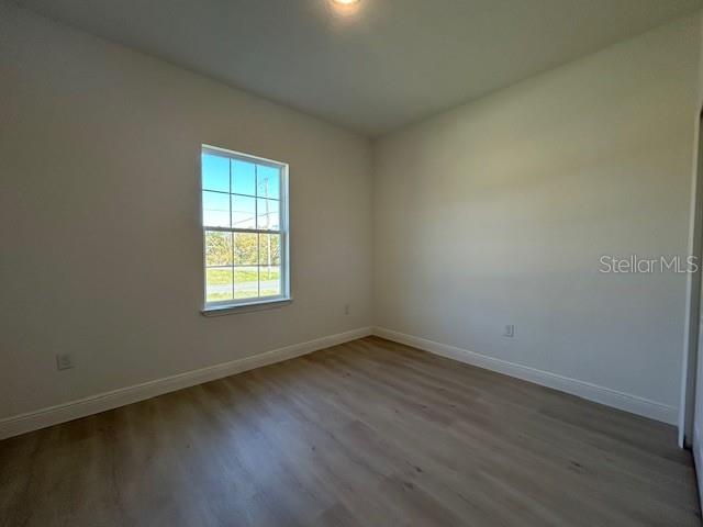 Image 8 of 17 For 3553 157th Loop