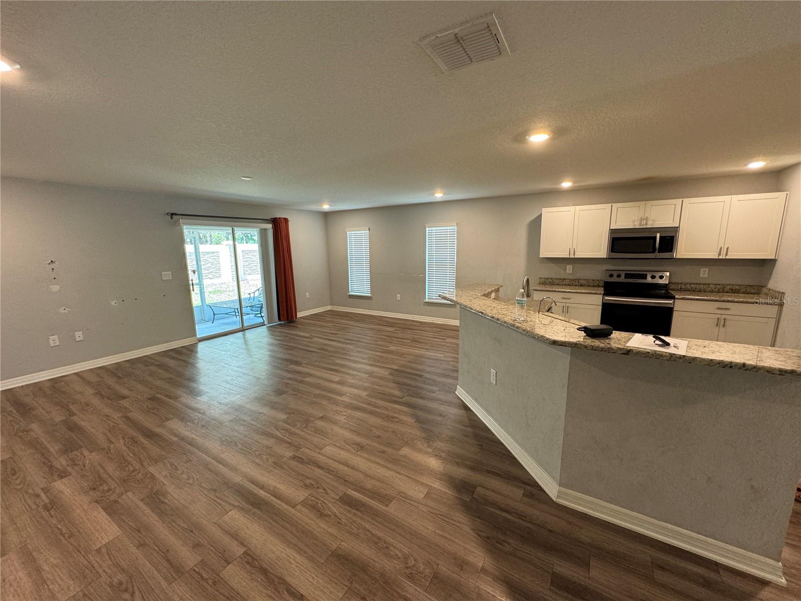 Image 2 of 13 For 3082 Fieldwood Circle