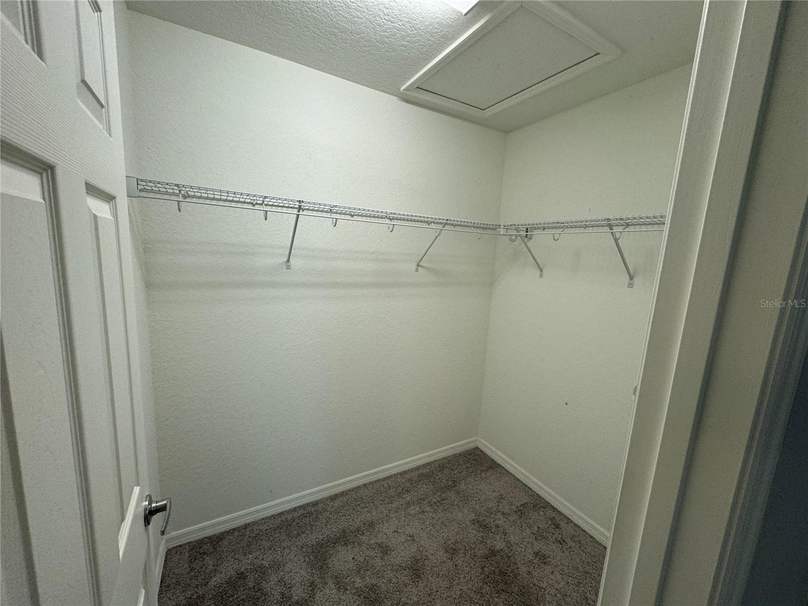 Image 7 of 13 For 3082 Fieldwood Circle