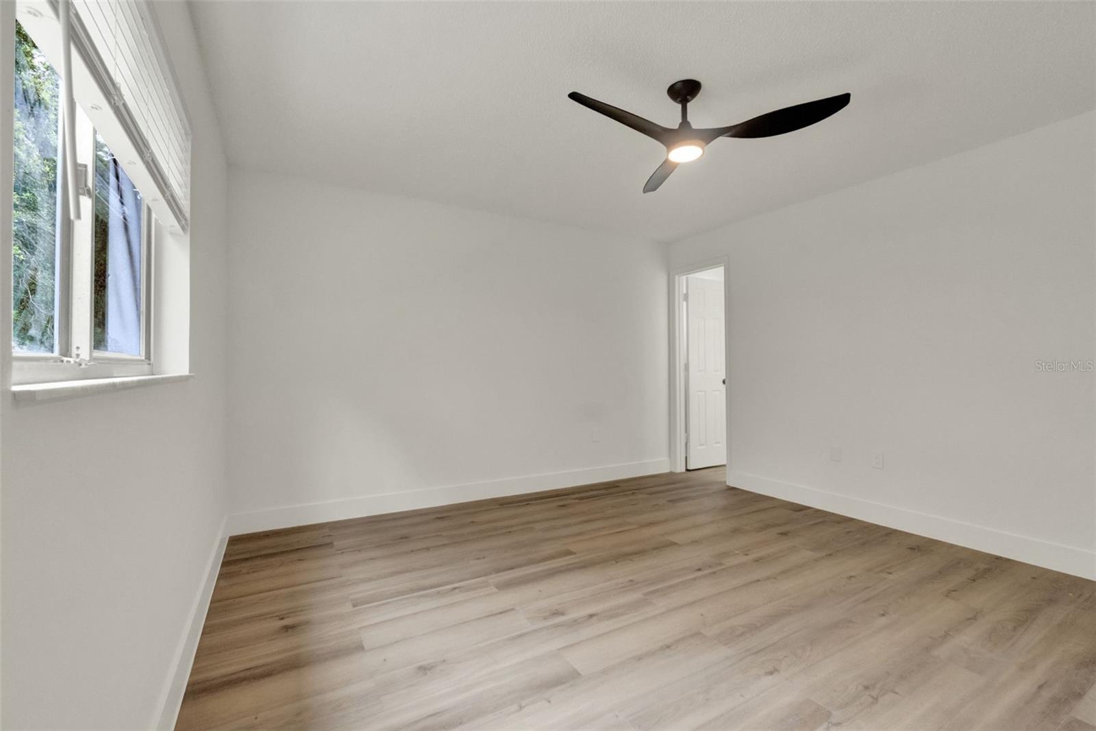 Image 18 of 28 For 324 James Place
