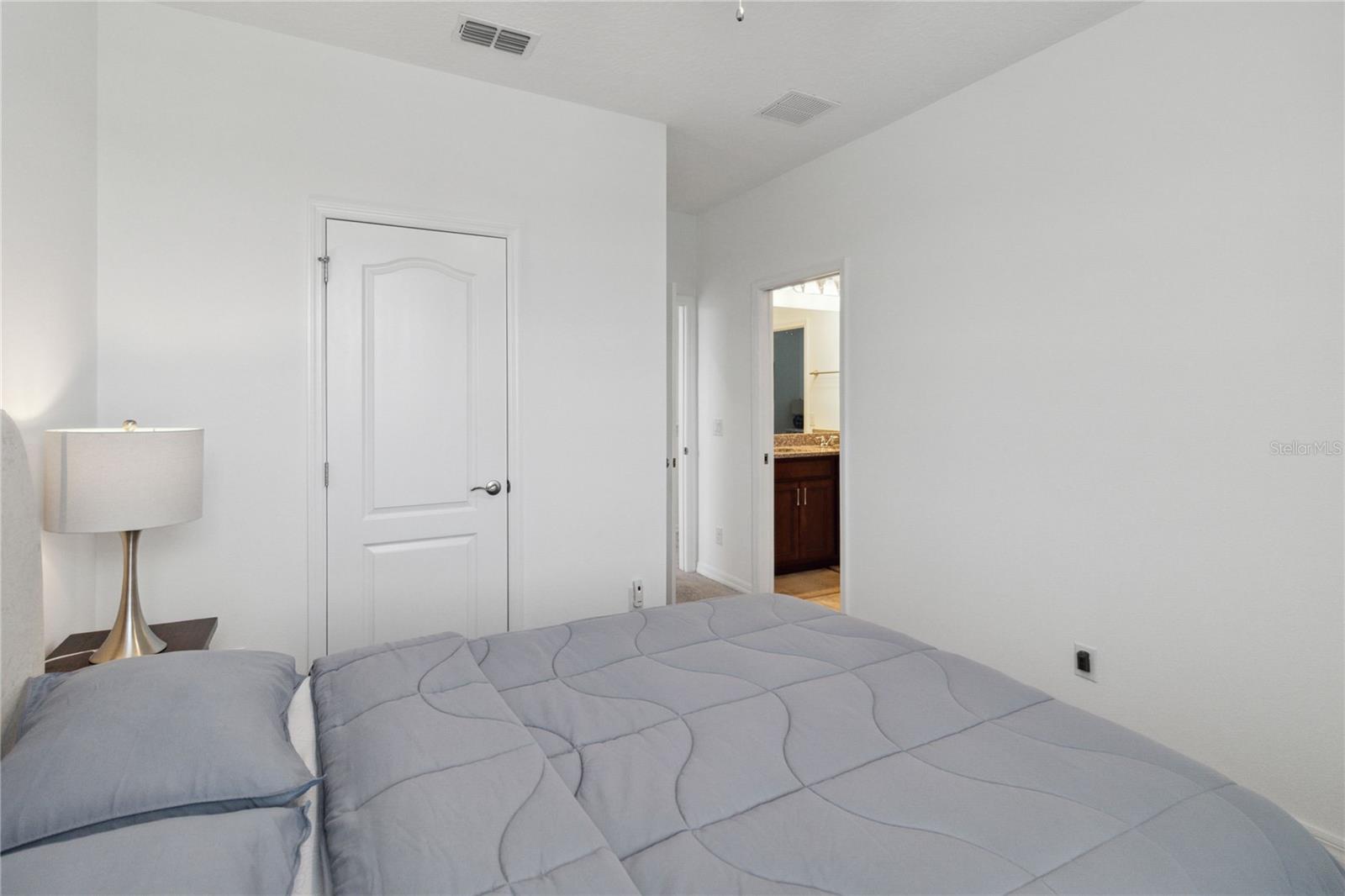 Image 36 of 51 For 4759 Riverwalk Drive