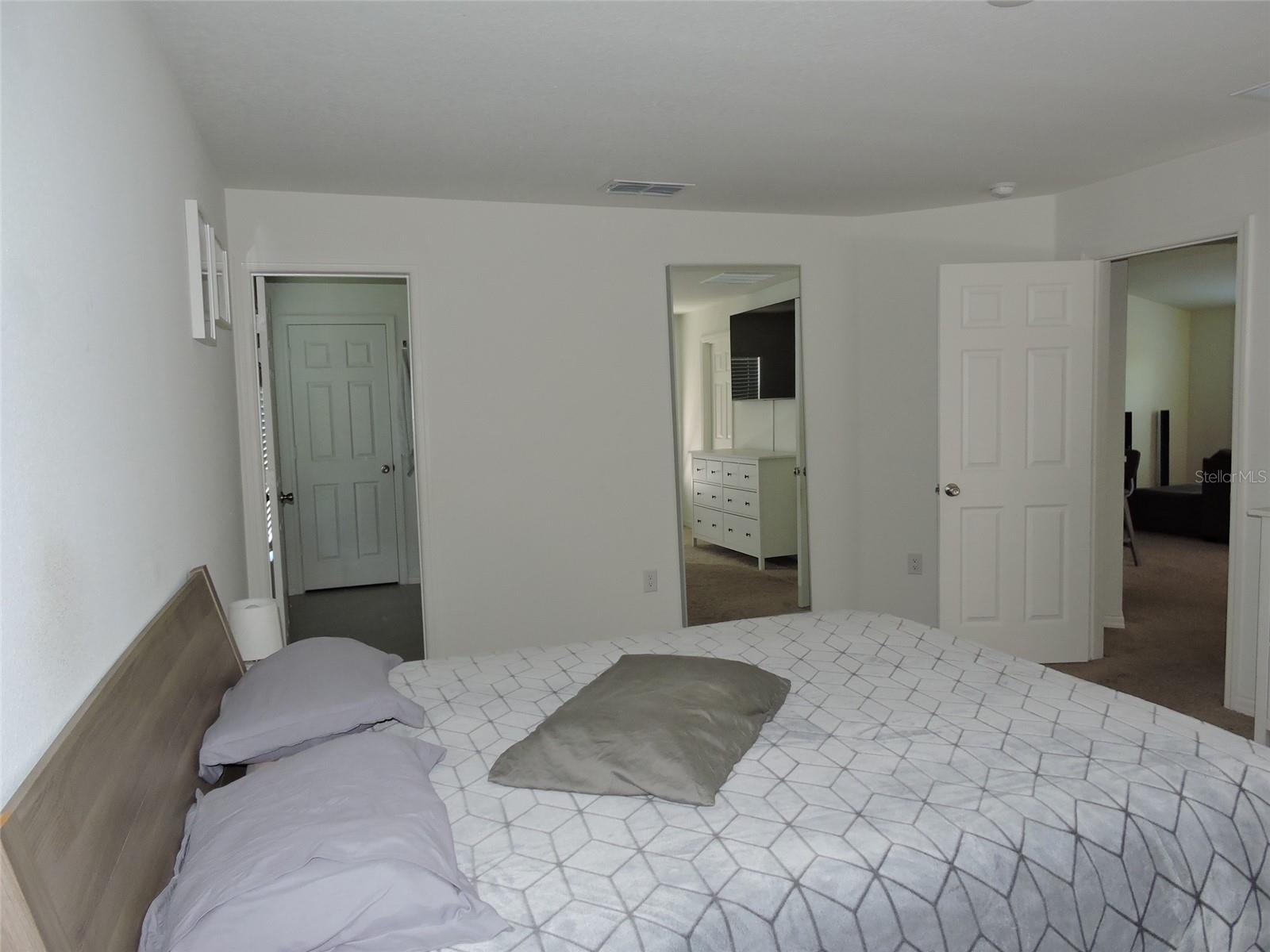 Image 13 of 26 For 1566 Geranium Drive