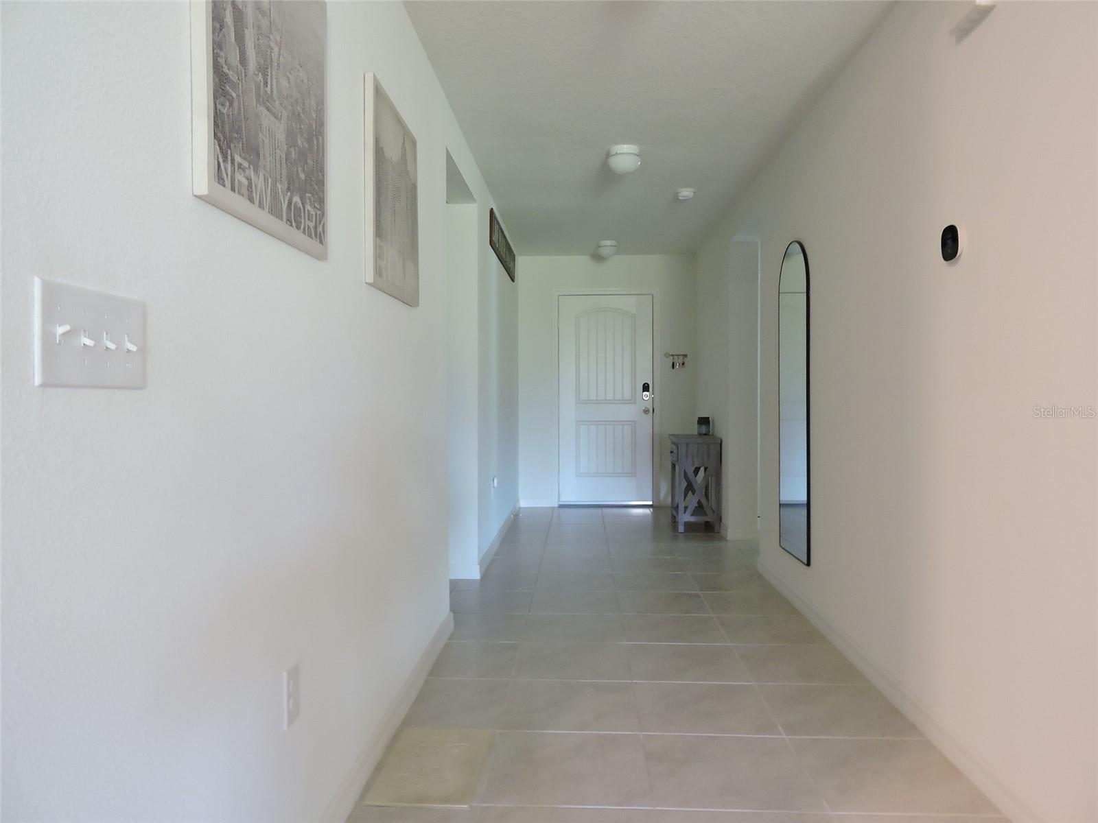 Image 20 of 26 For 1566 Geranium Drive