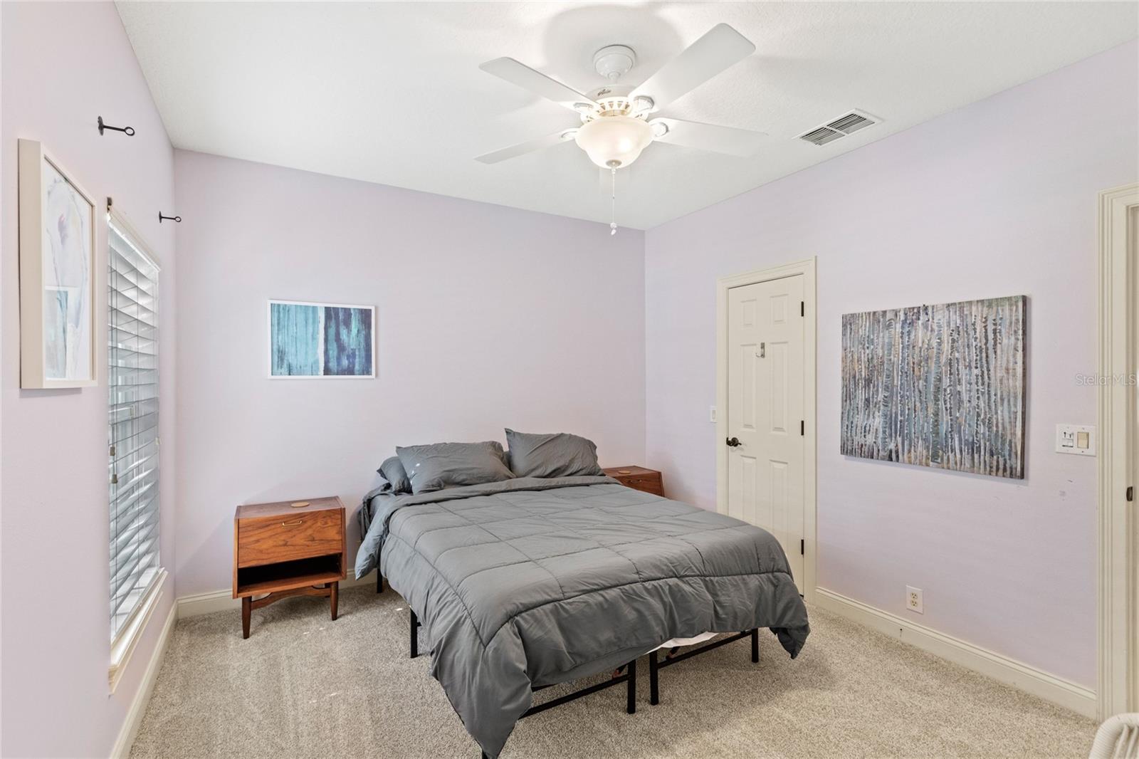 Image 27 of 45 For 11425 Claymont Circle