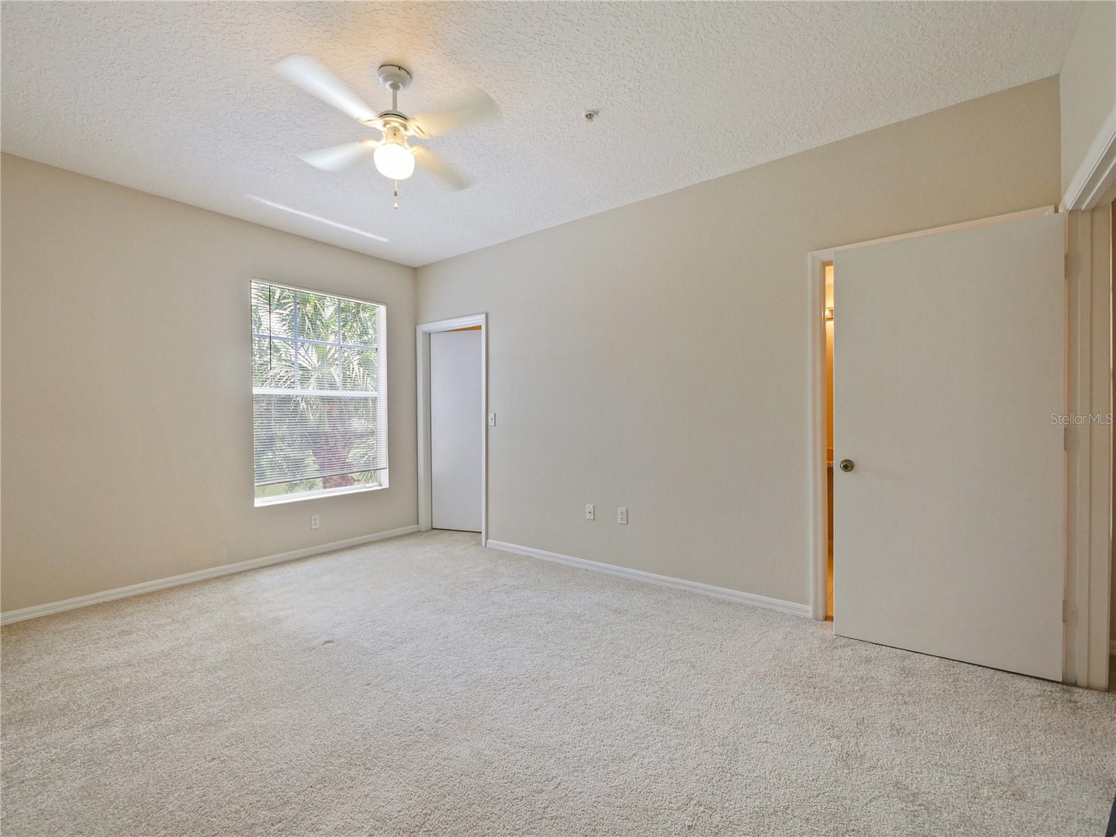 Image 16 of 17 For 5536 Metrowest Boulevard 8-212