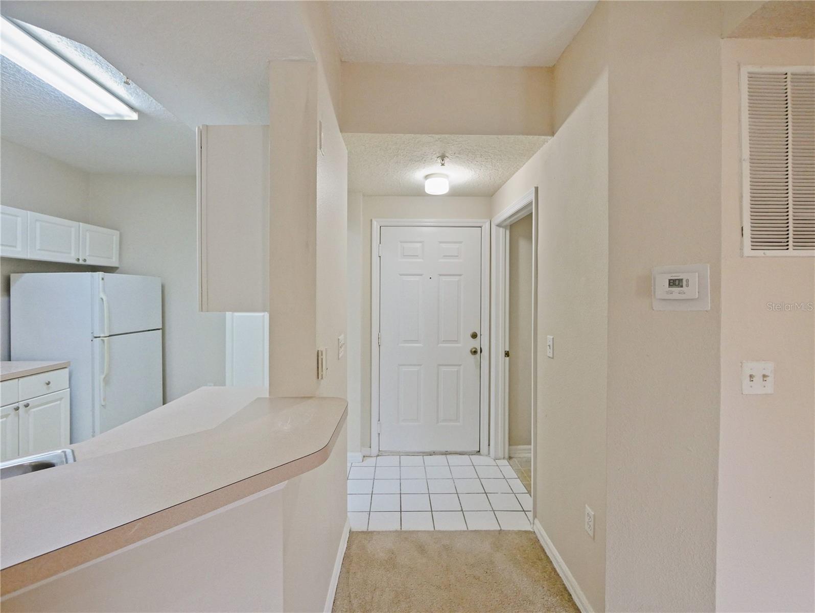 Image 5 of 17 For 5536 Metrowest Boulevard 8-212
