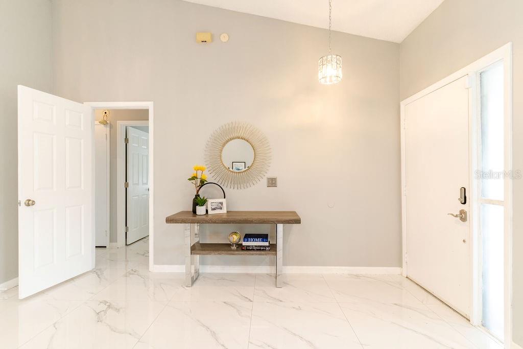 Image 14 of 42 For 6308 Edge O Grove Circle