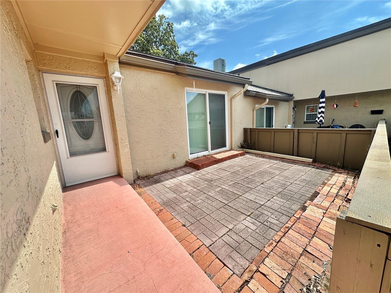Image 2 of 14 For 256 Windmeadows Street