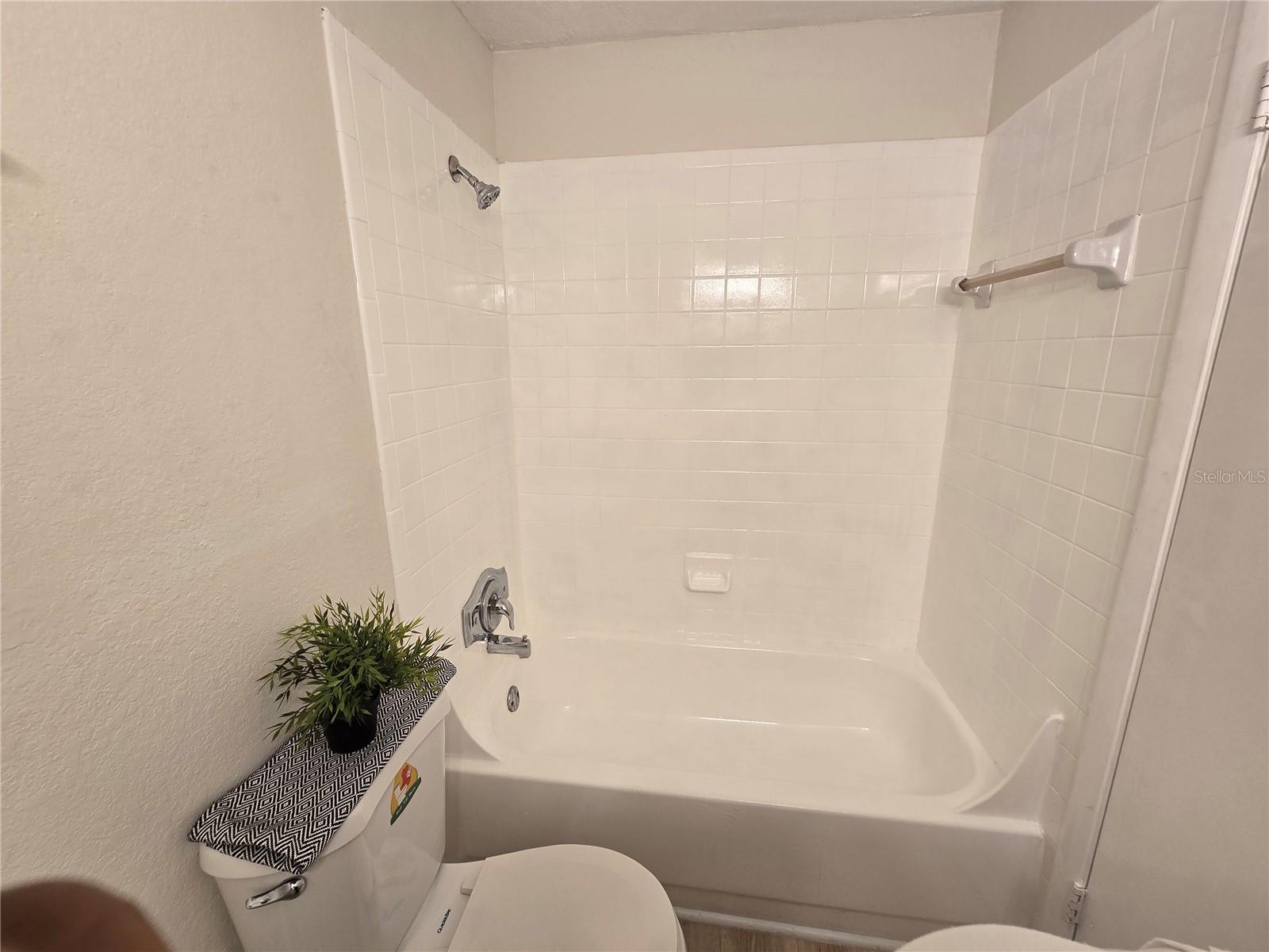 Image 19 of 33 For 11526 Westwood Boulevard 724