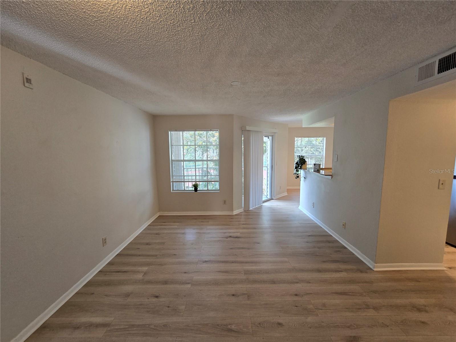 Image 4 of 33 For 11526 Westwood Boulevard 724