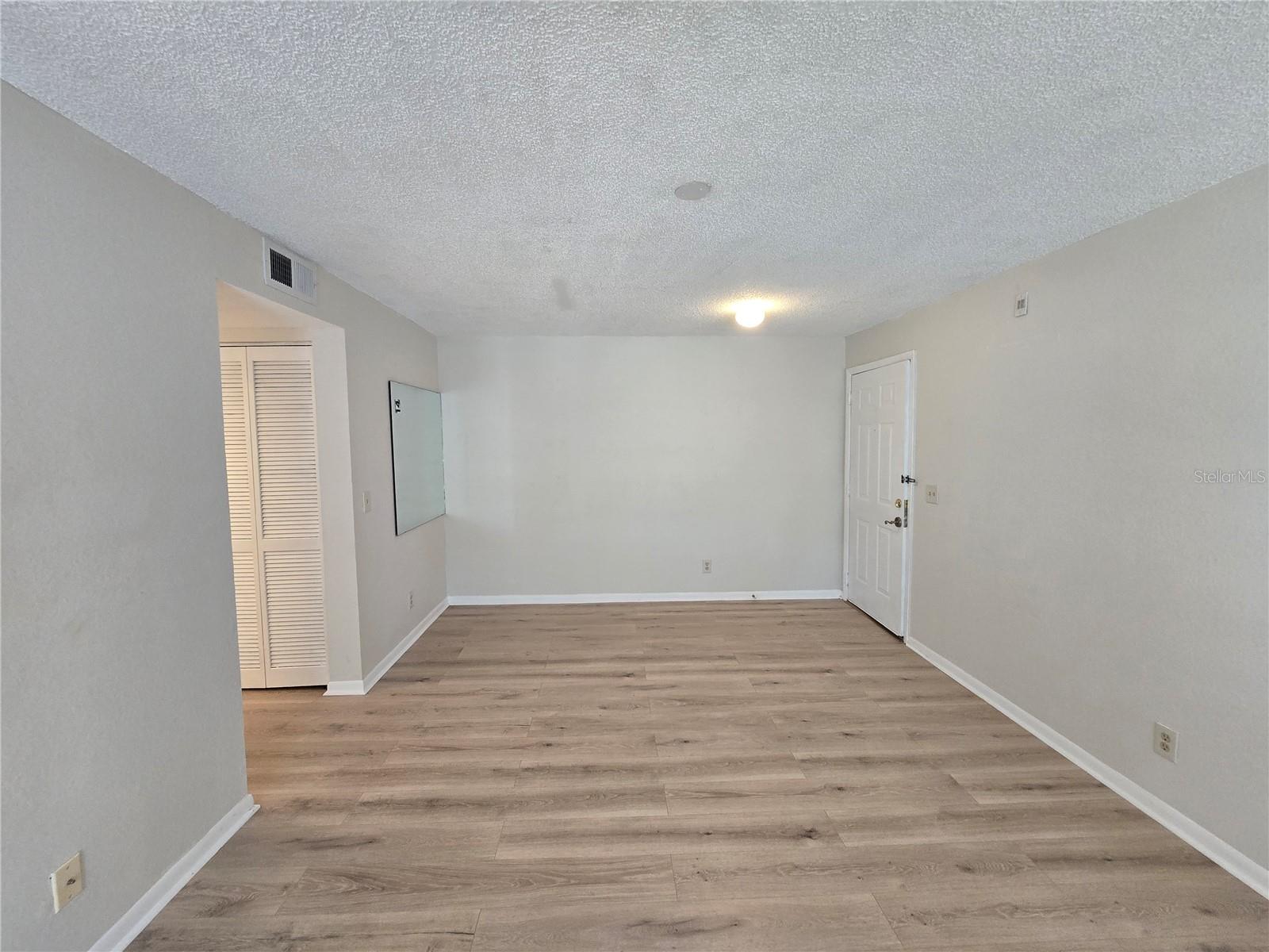 Image 7 of 33 For 11526 Westwood Boulevard 724