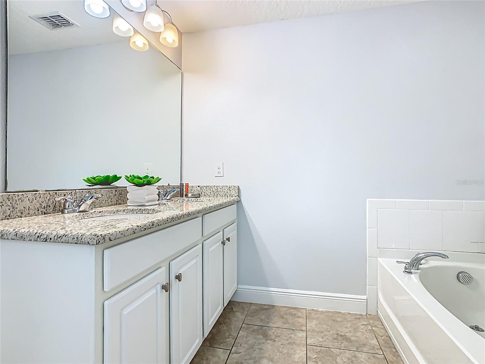 Image 35 of 66 For 5255 Wildwood Way