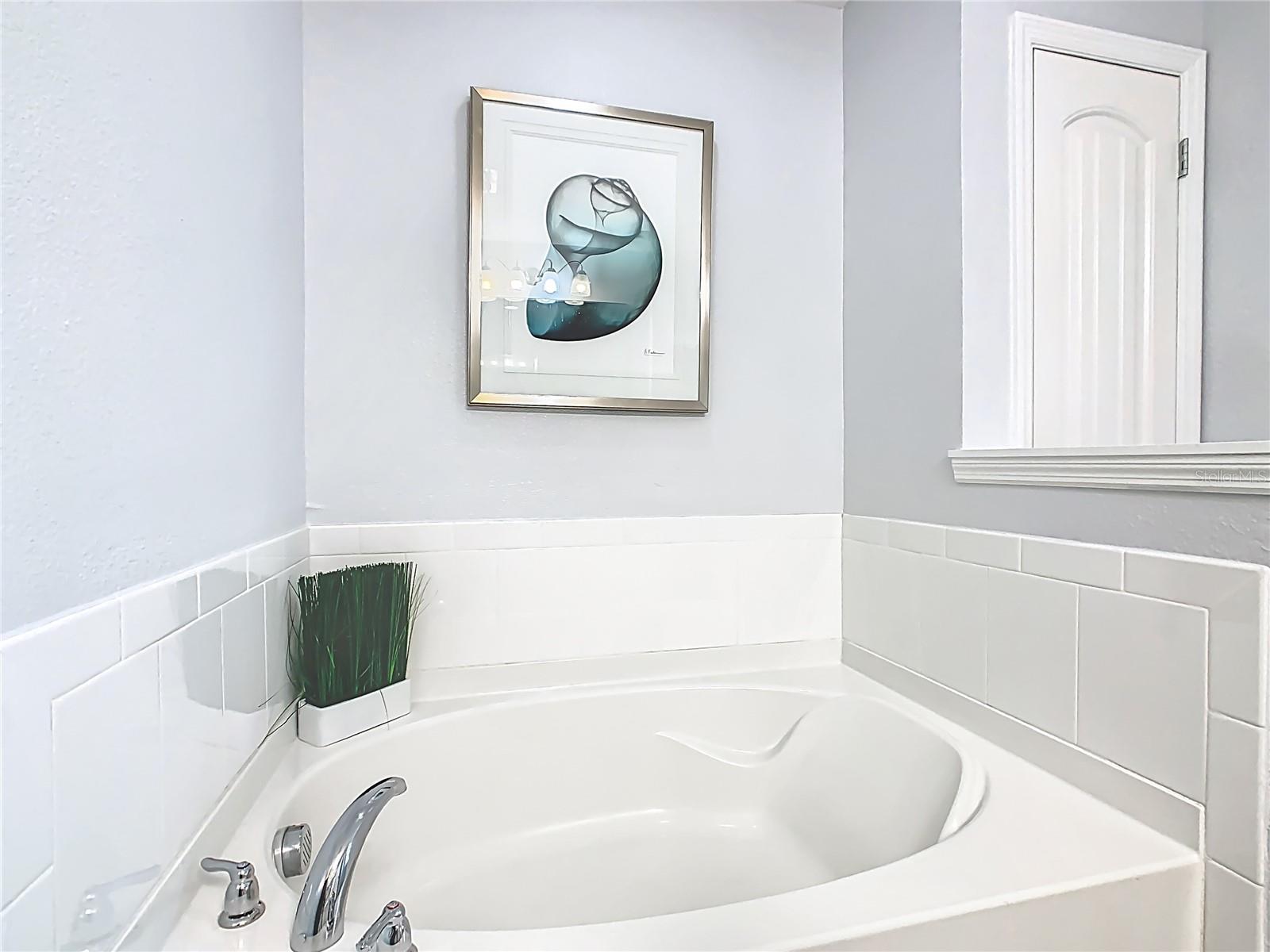 Image 36 of 66 For 5255 Wildwood Way
