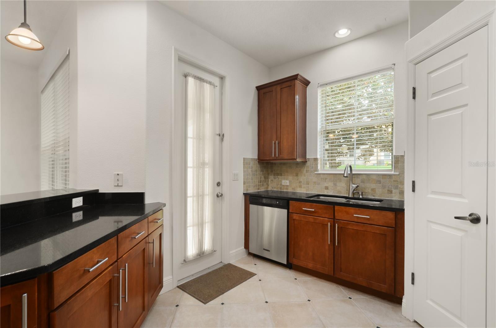 Image 12 of 31 For 1277 Blessing Street