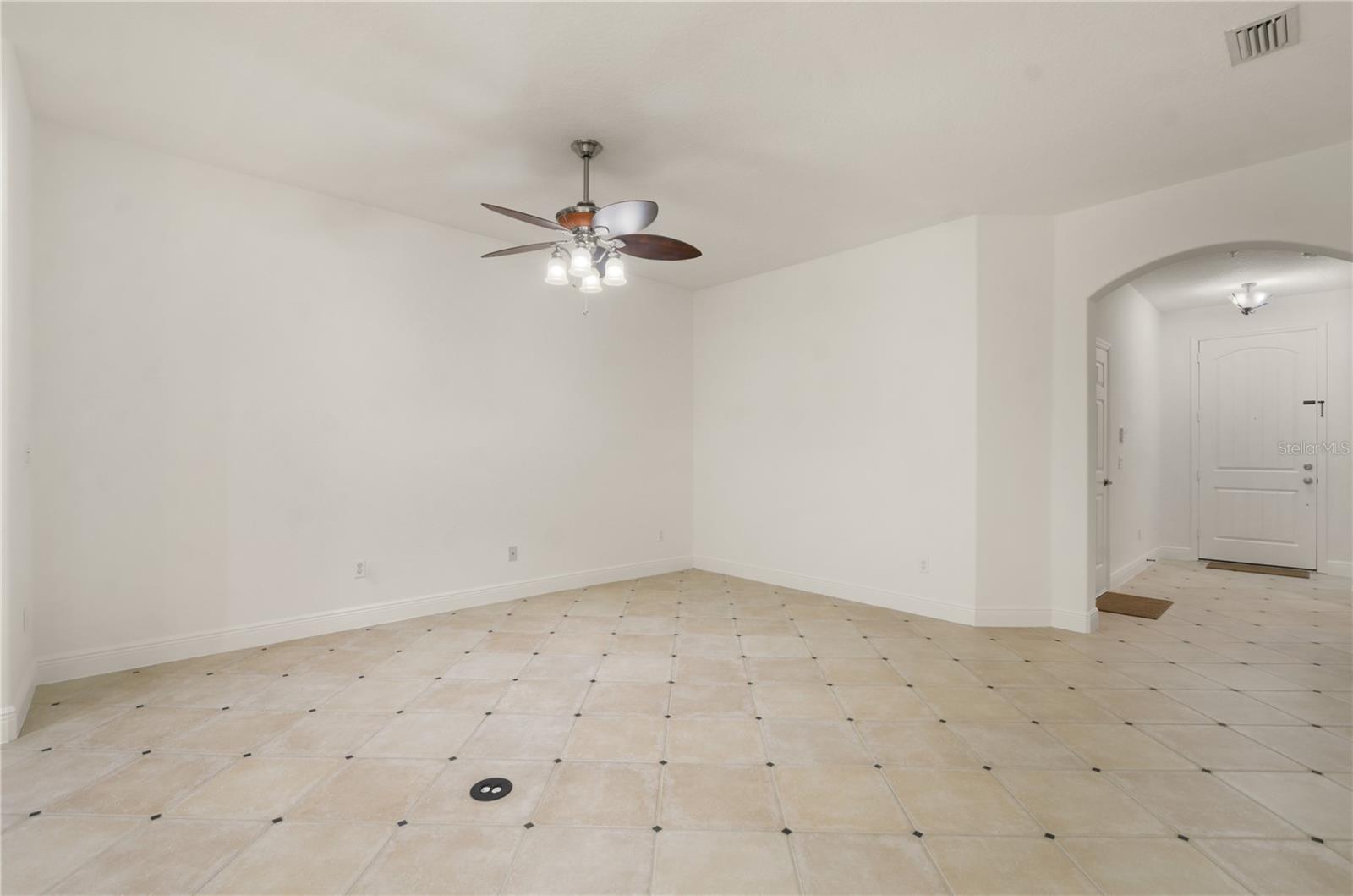 Image 6 of 31 For 1277 Blessing Street