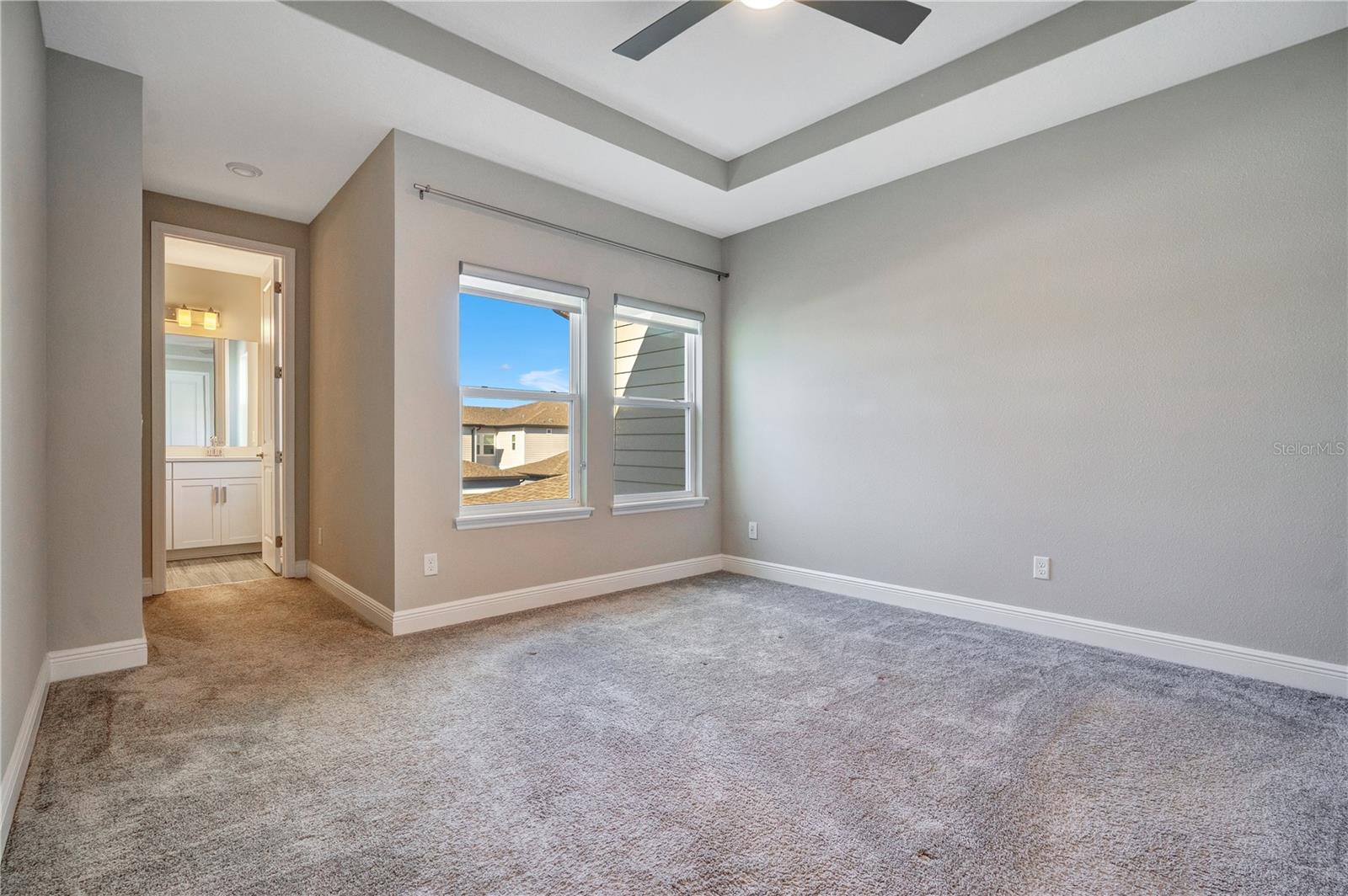 Image 12 of 28 For 7031 Carrickbend Lane