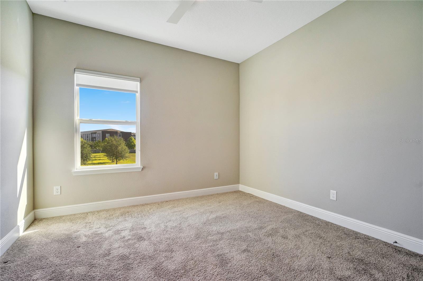 Image 18 of 28 For 7031 Carrickbend Lane