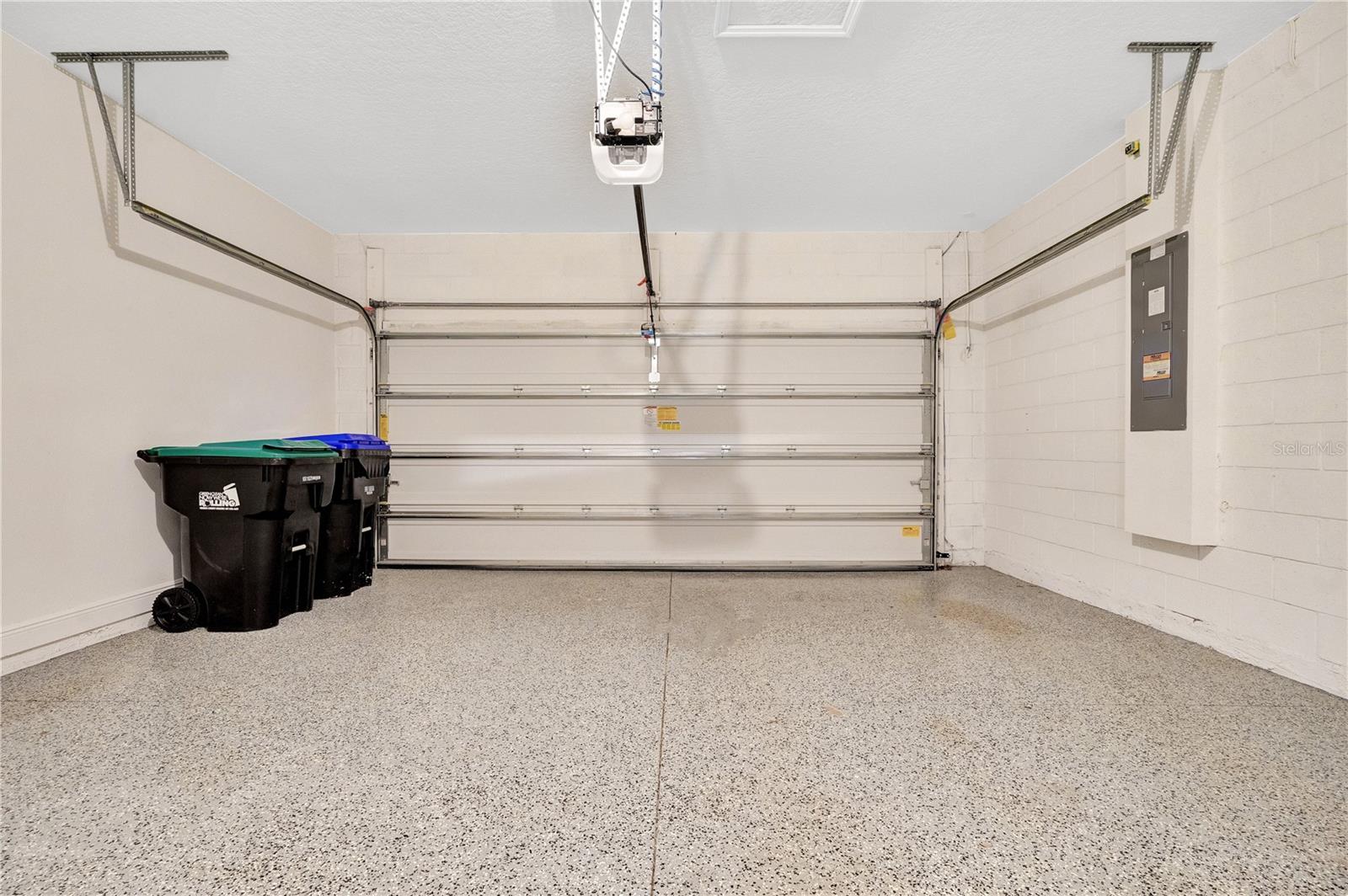 Image 25 of 28 For 7031 Carrickbend Lane