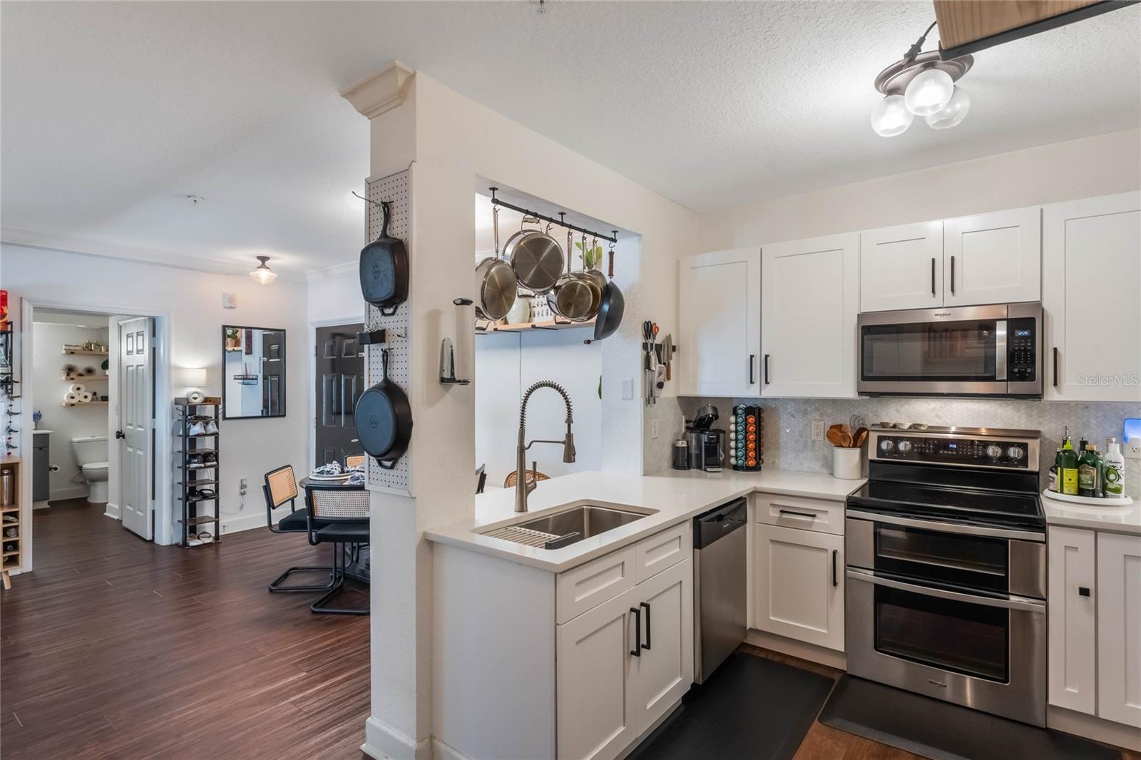 Image 10 of 30 For 206 South Street 6031